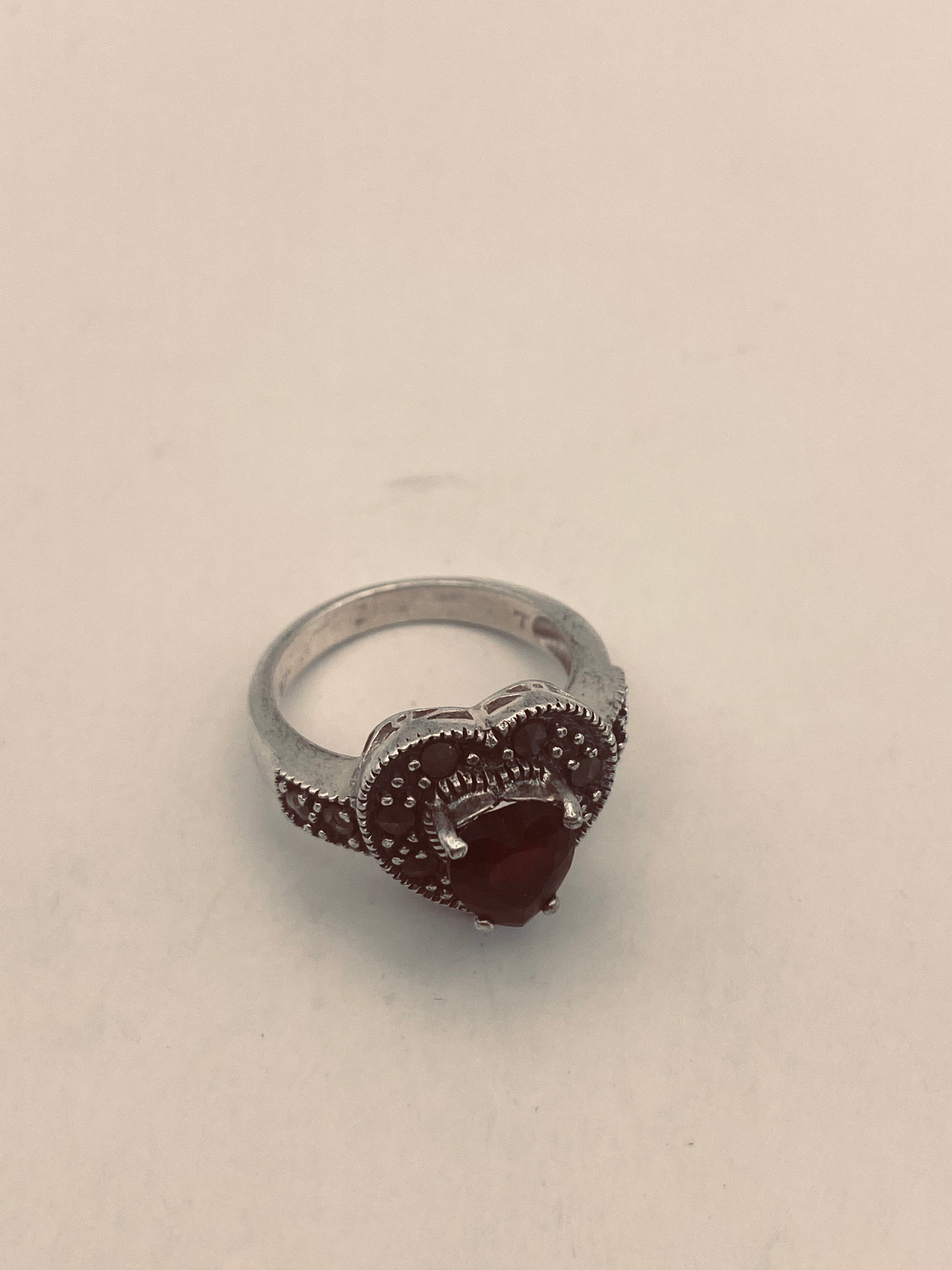 Vintage Heart Red Bohemian Garnet marcasite Ring 925 Sterling Silver Size 7