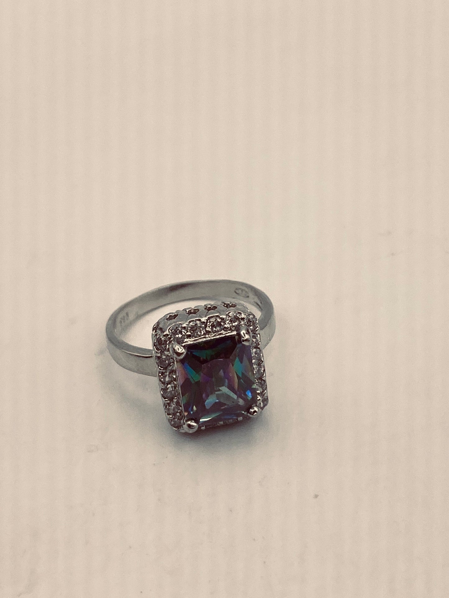 Vintage Genuine Mystic Blue Topaz 925 Sterling Silver Ring Size 7