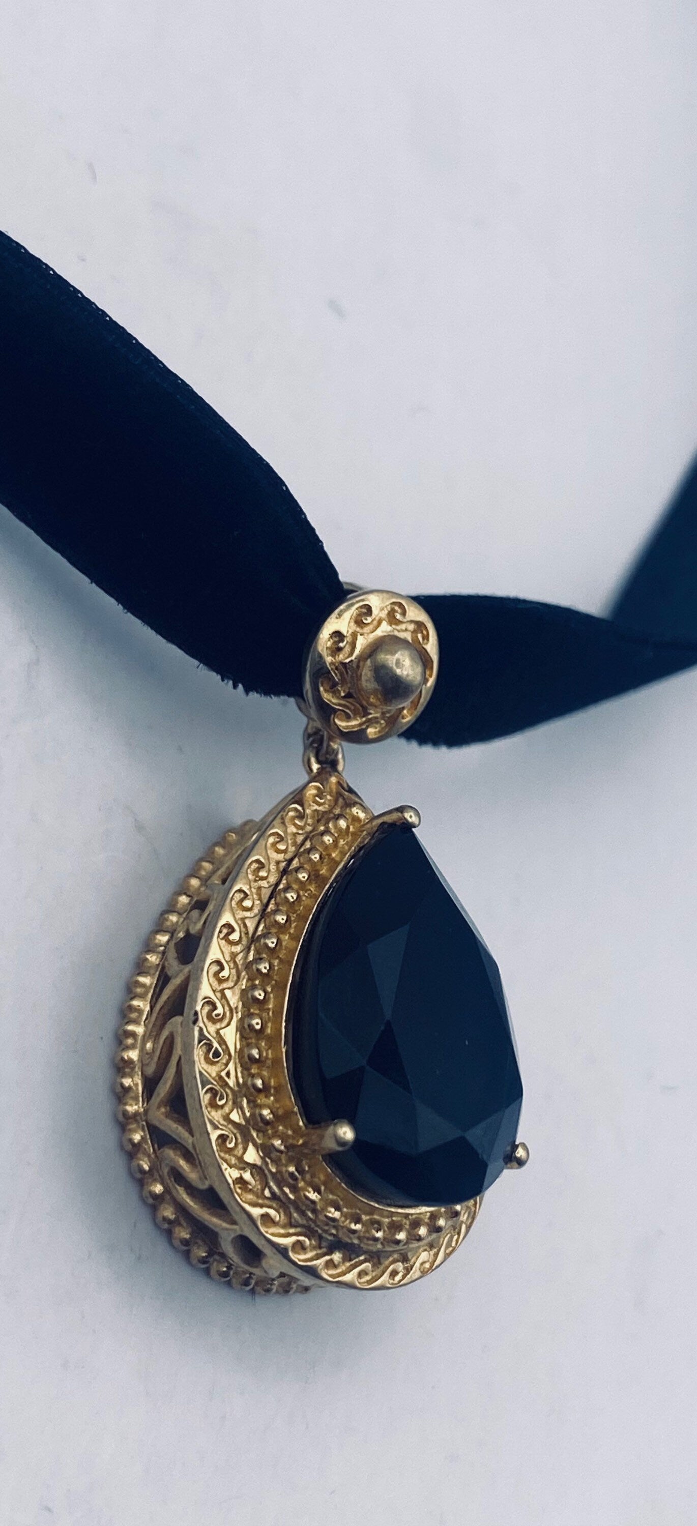 Vintage Black Onyx Choker Golden 925 Sterling Silver Pendant Necklace