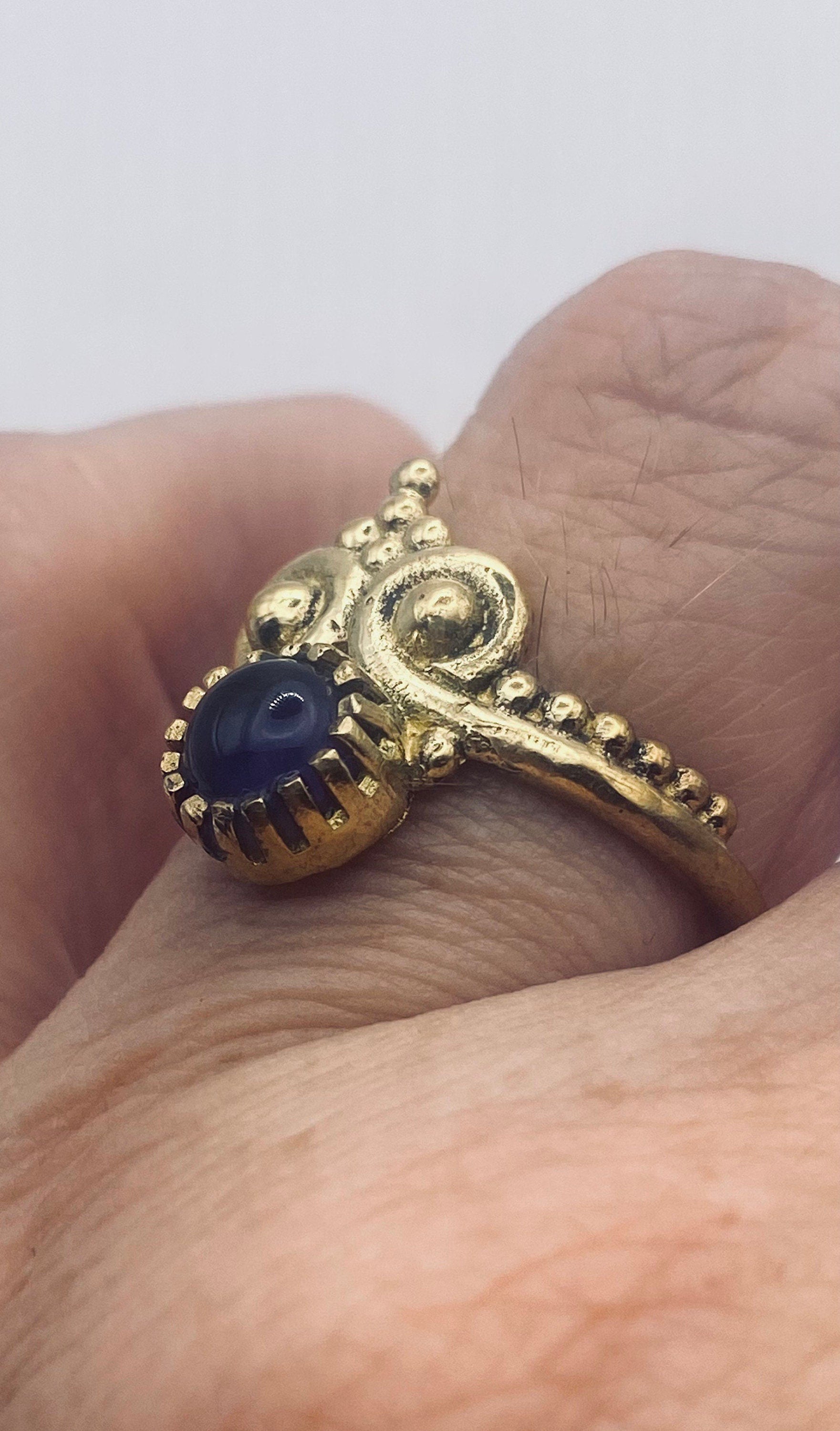 Vintage Purple Amethyst Gold Bronze Cocktail Ring