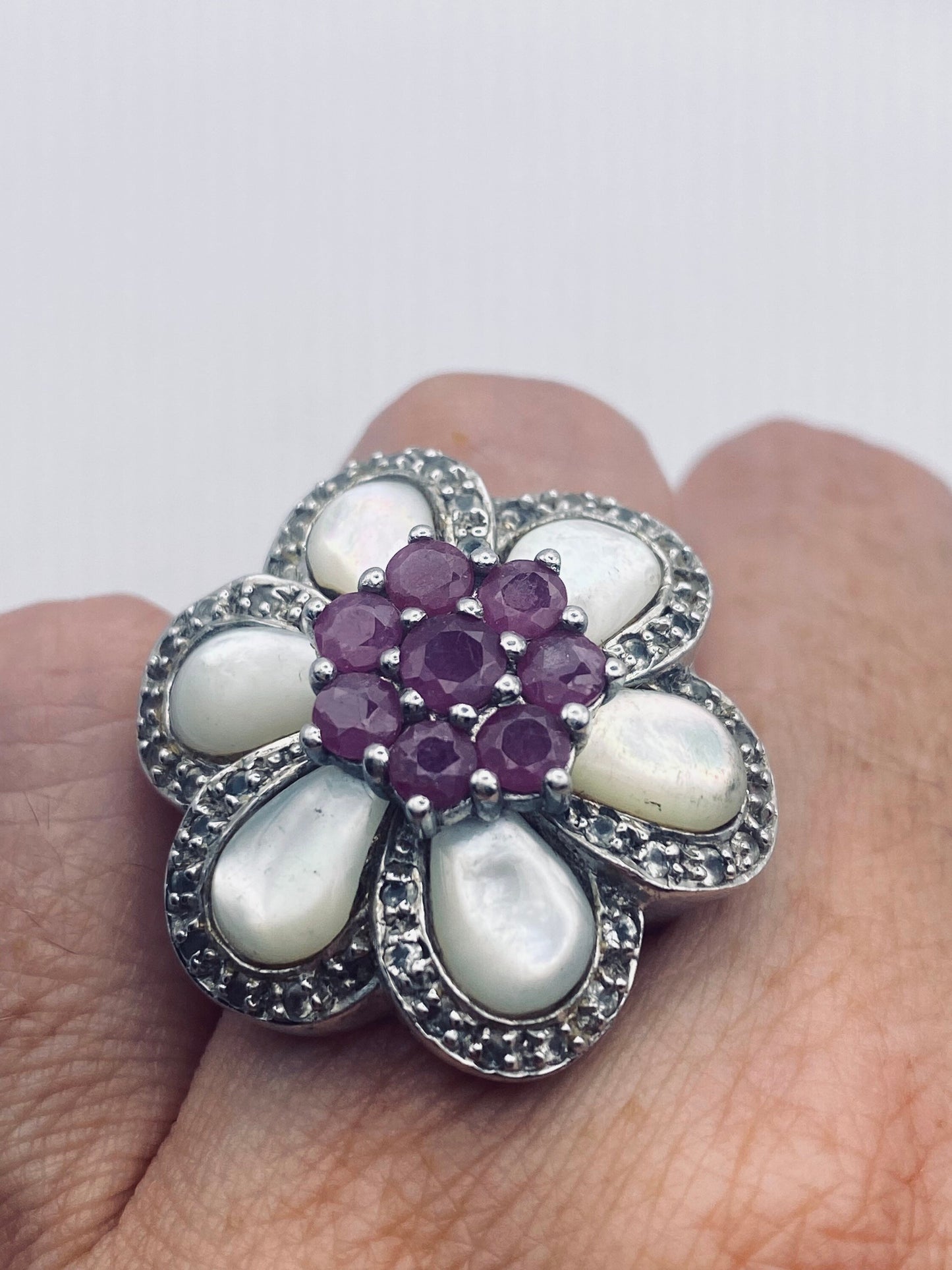 Vintage Pink Ruby Mother of Pearl White Sapphire 925 Sterling Silver Flower Ring