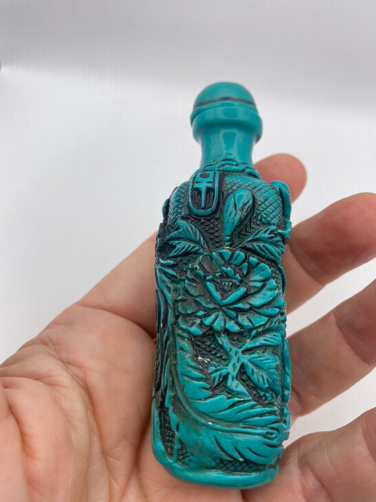 Vintage Bird Bottle Snuff Perfume Flask Cinnabar Resin