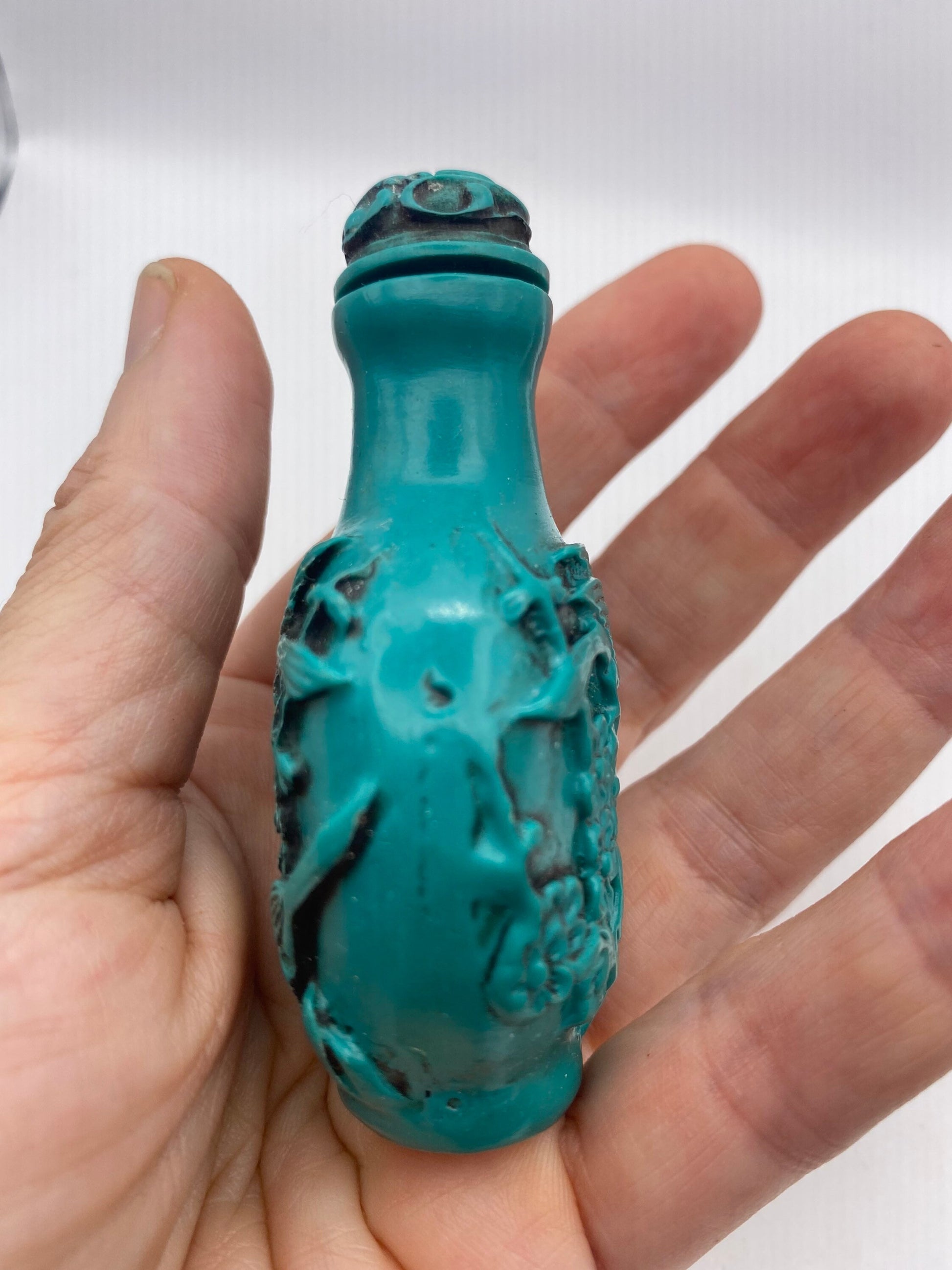 Vintage Bird Bottle Snuff Perfume Flask Cinnabar Resin