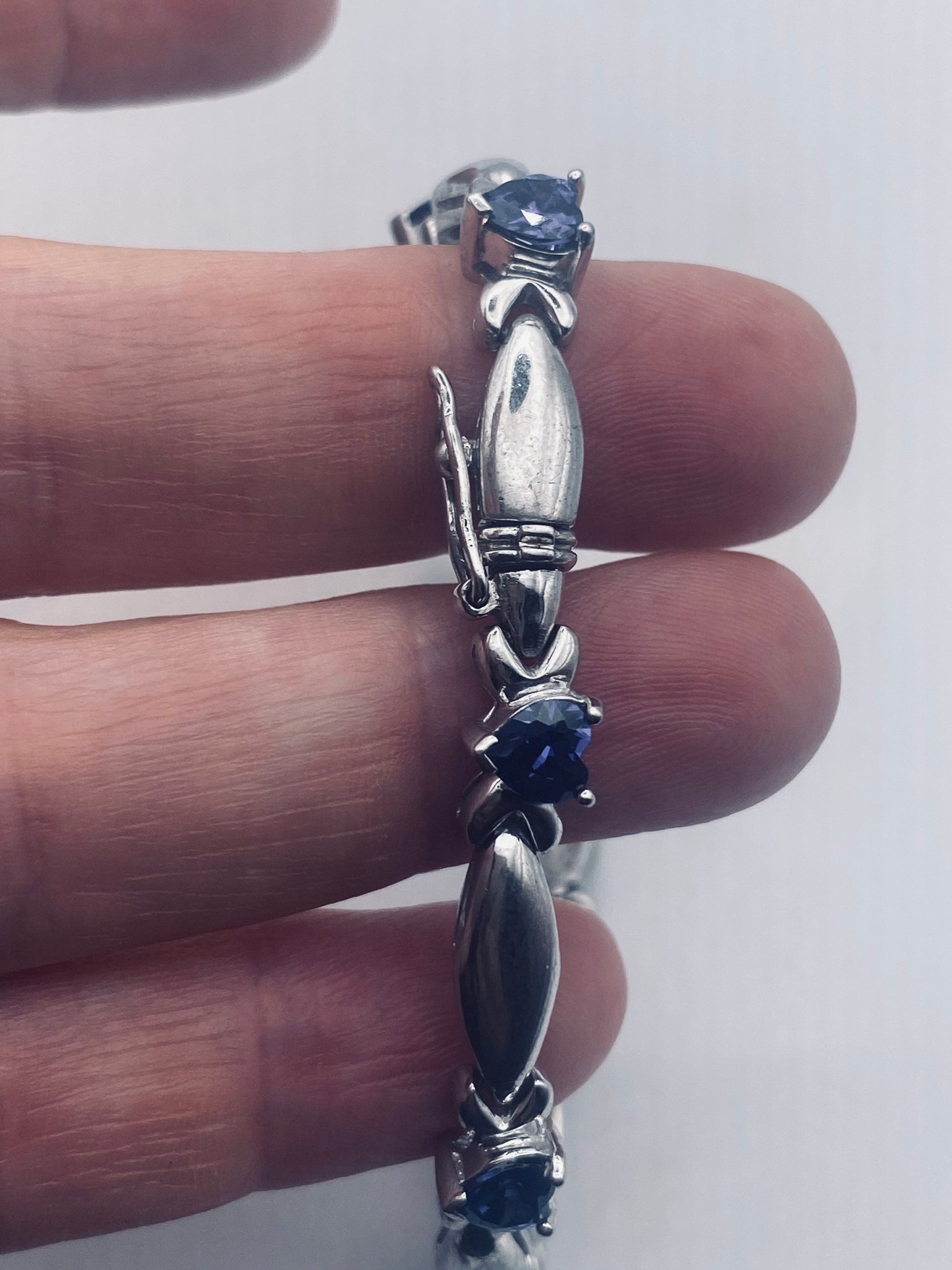 Handmade Genuine Blue Tanzanite Heart 925 Sterling Silver Tennis Bracelet