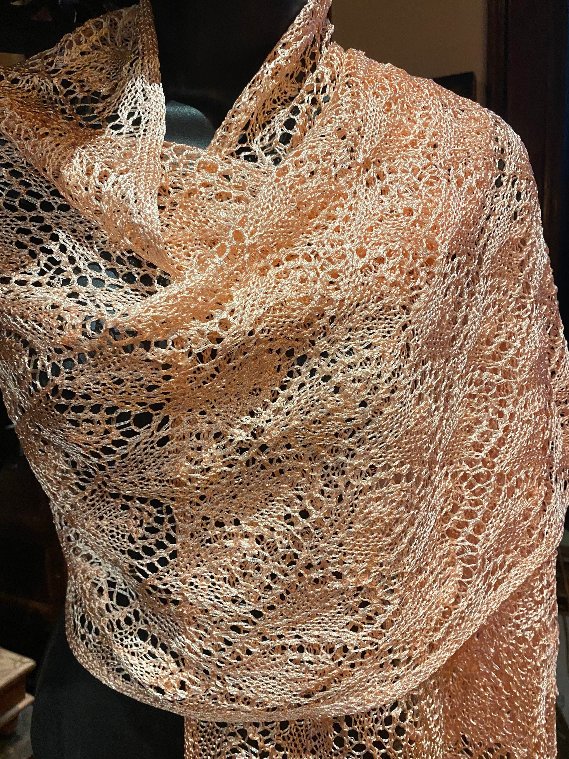 Vintage Coral Pink Lace crochet Shawl Wrap