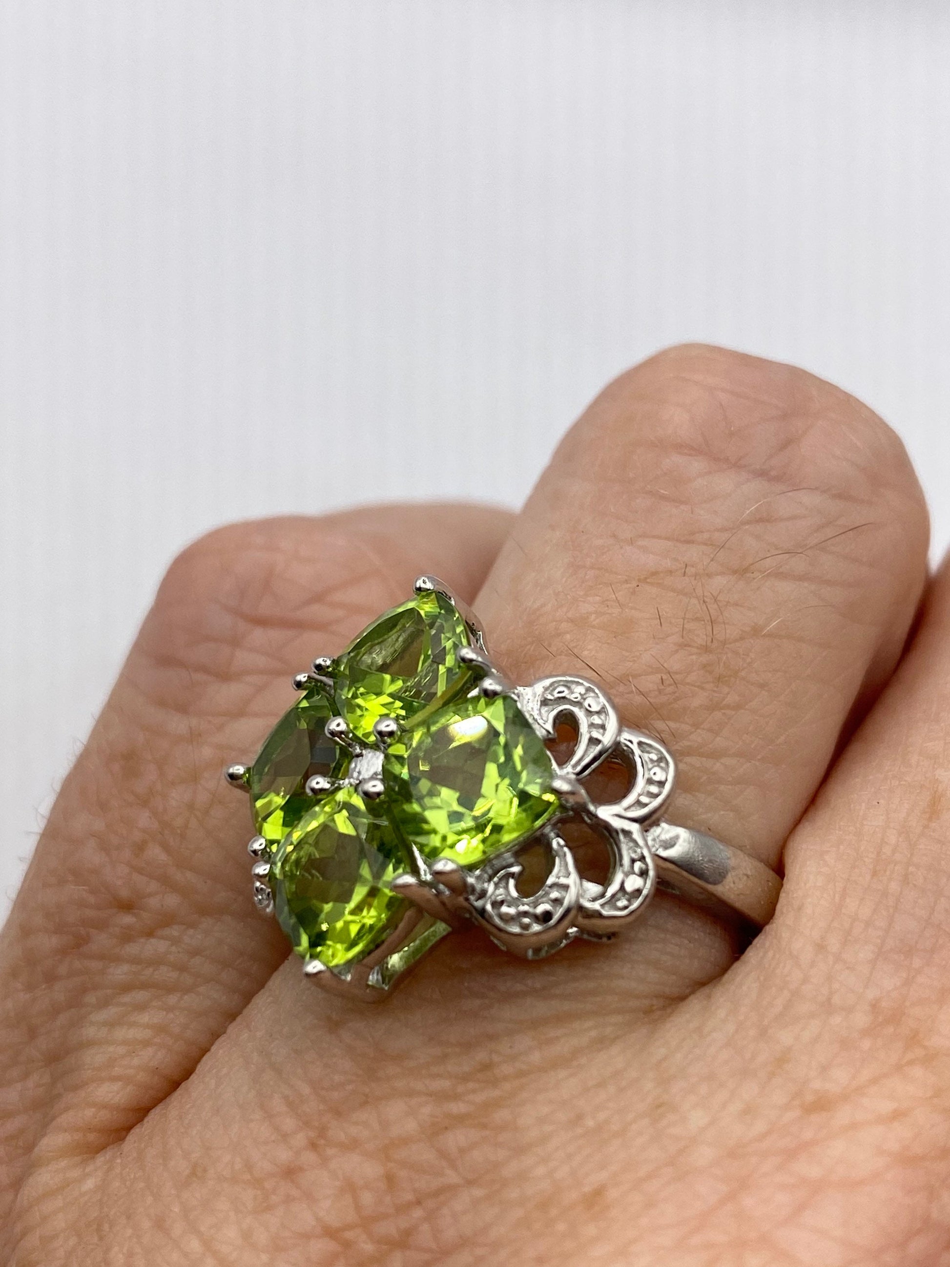 Vintage Handmade Genuine Green Peridot Filigree Setting 925 Sterling Silver Gothic Ring