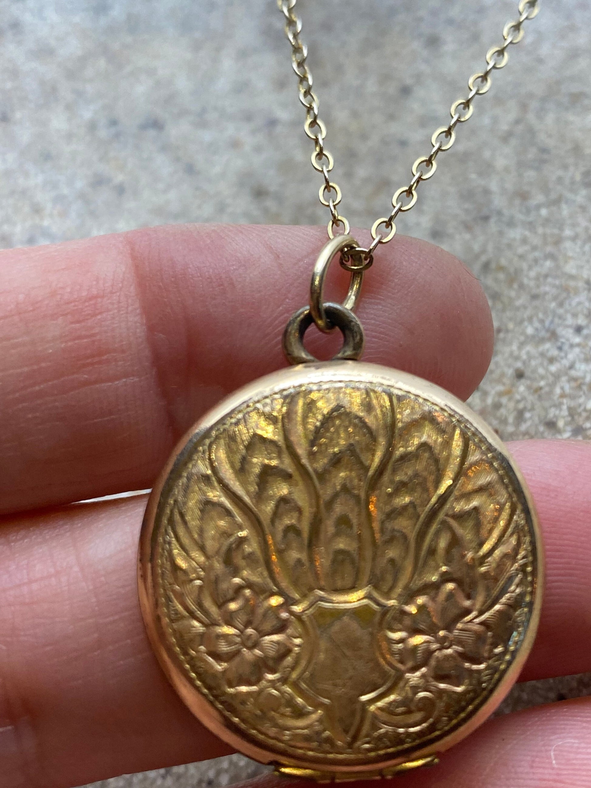 Vintage Locket Choker Gold Filled Deco Etched Necklace