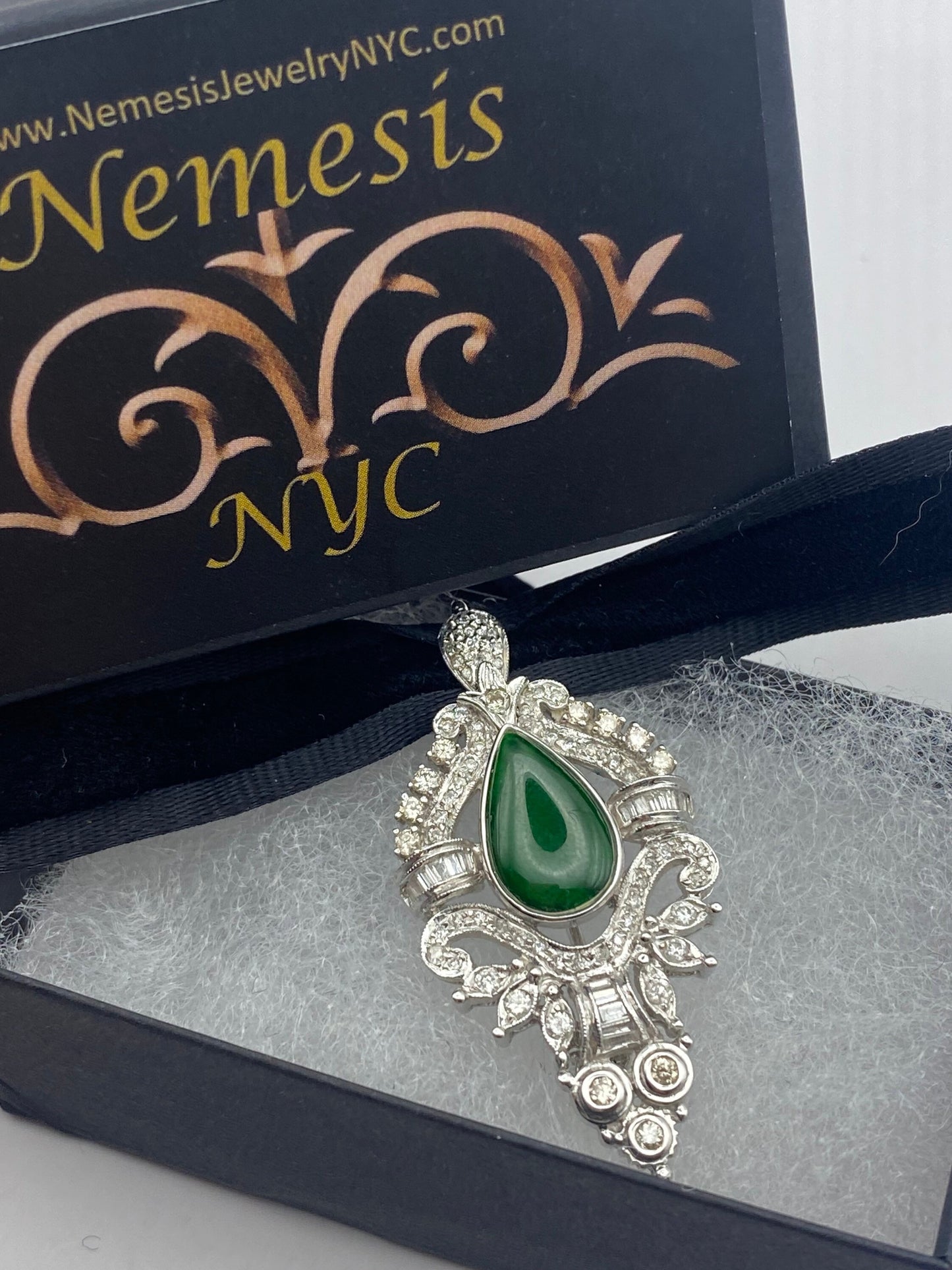 Vintage Burmese Jade Diamond 14k White Gold Choker Pendant Pin Necklace