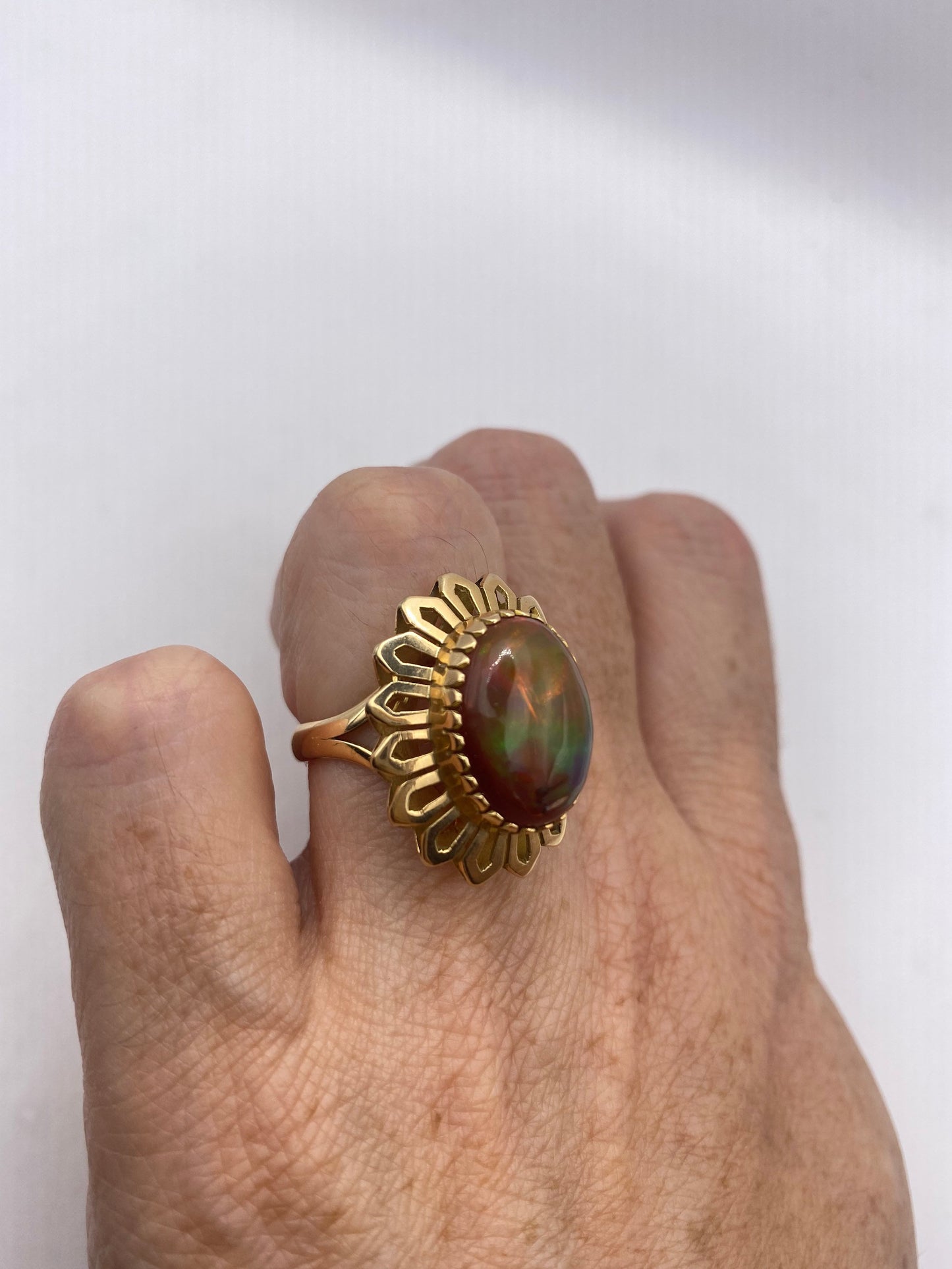 Vintage Orange Fire Opal 14k gold Ring