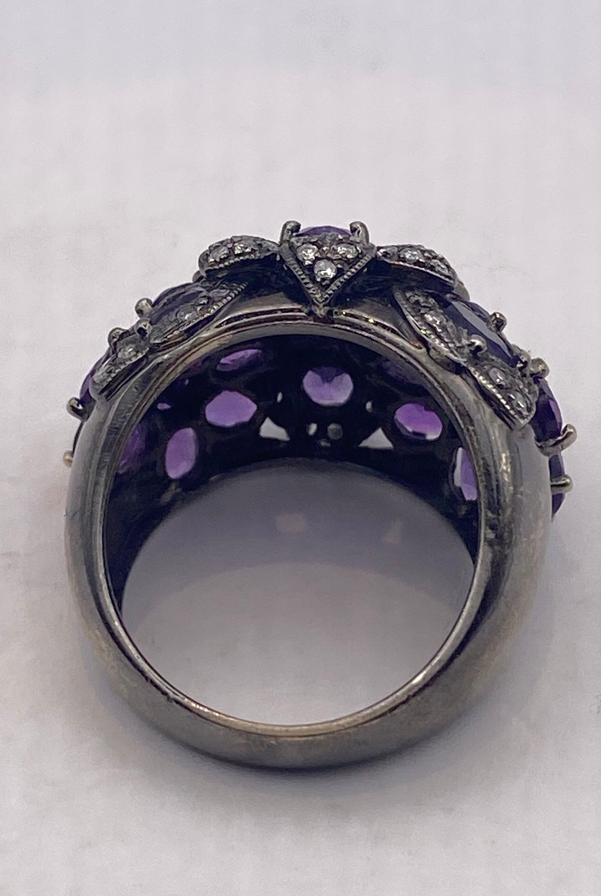 Vintage Natural Purple Amethyst with Diamonds in Flowers 14k White Gold Ring