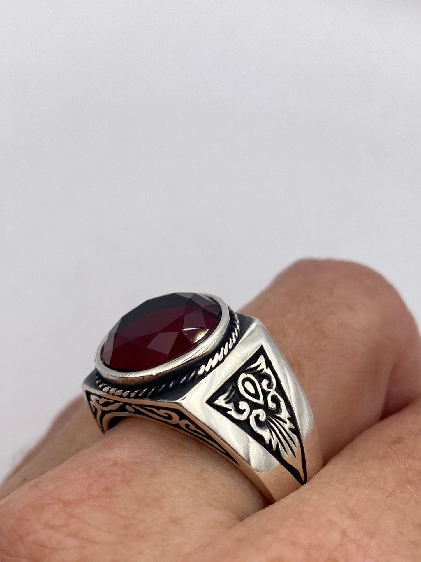 Vintage Sterling Silver Ruby Glass Mens Pirate Ring