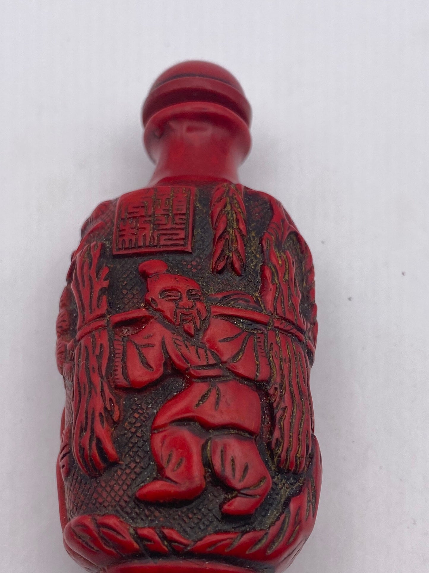 Vintage Men in Garden Bottle Snuff Perfume Flask Cinnabar Resin