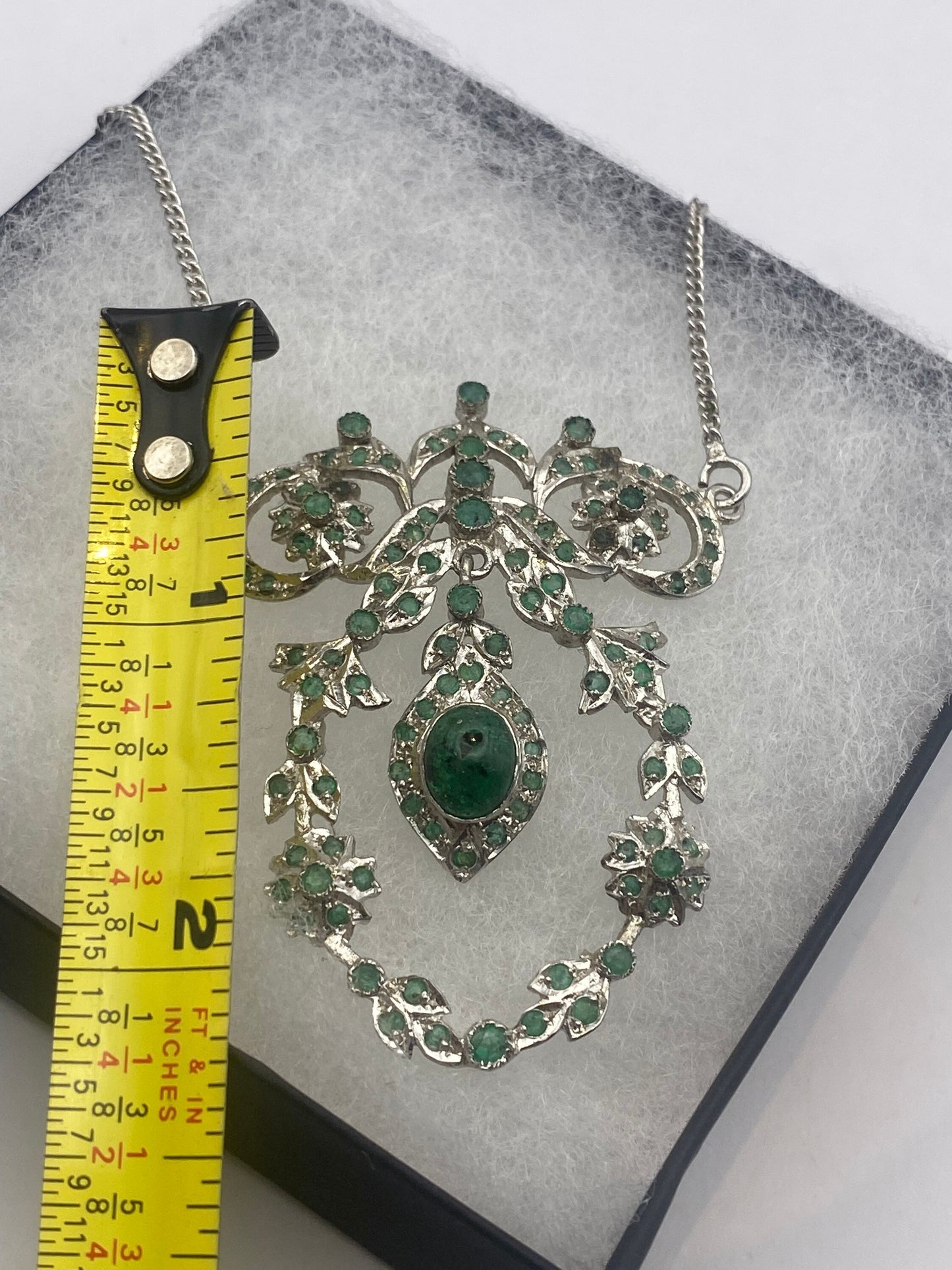 Vintage Green Emerald 925 Sterling Silver Pendant Choker