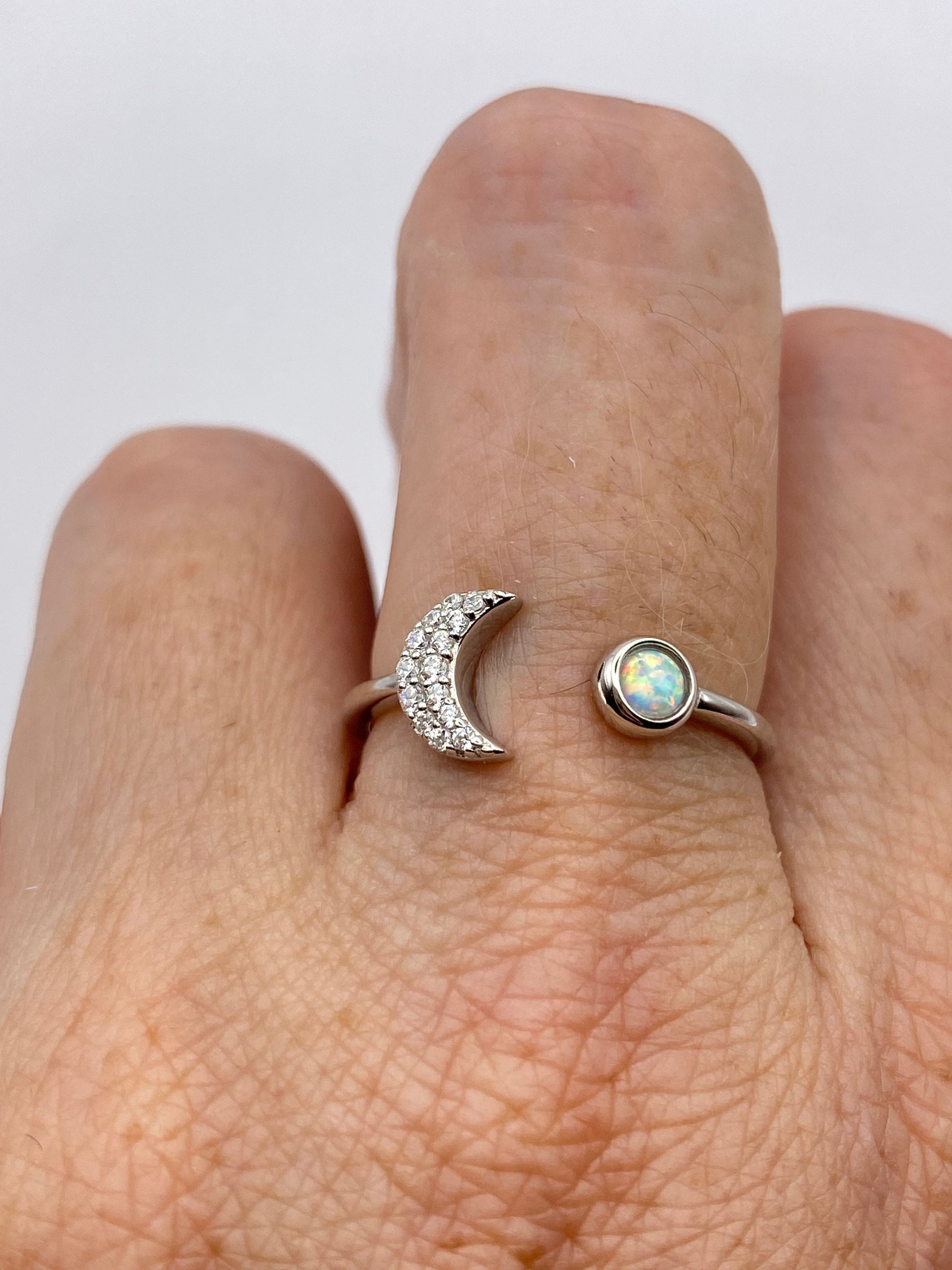 Vintage Ethiopian Fire Opal Moon and Star Adjustable Band 925 Sterling Silver Ring