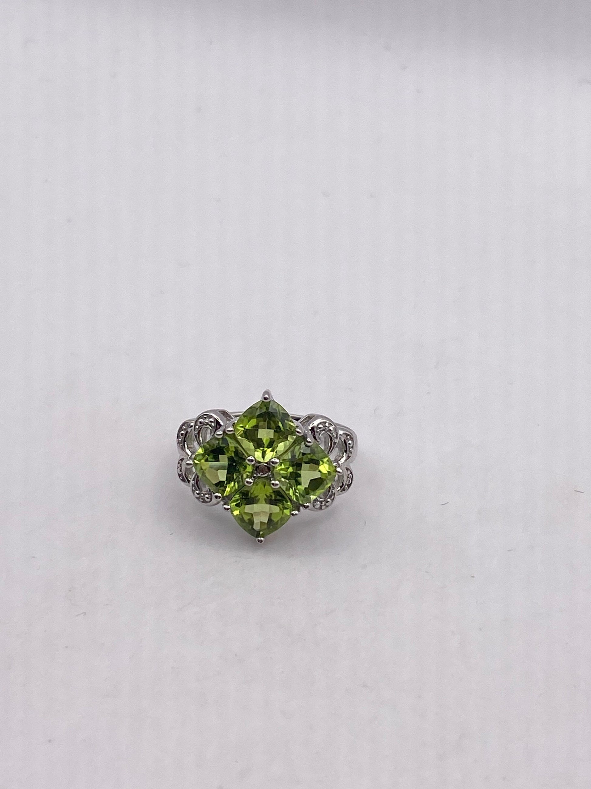 Vintage Handmade Genuine Green Peridot Filigree Setting 925 Sterling Silver Gothic Ring