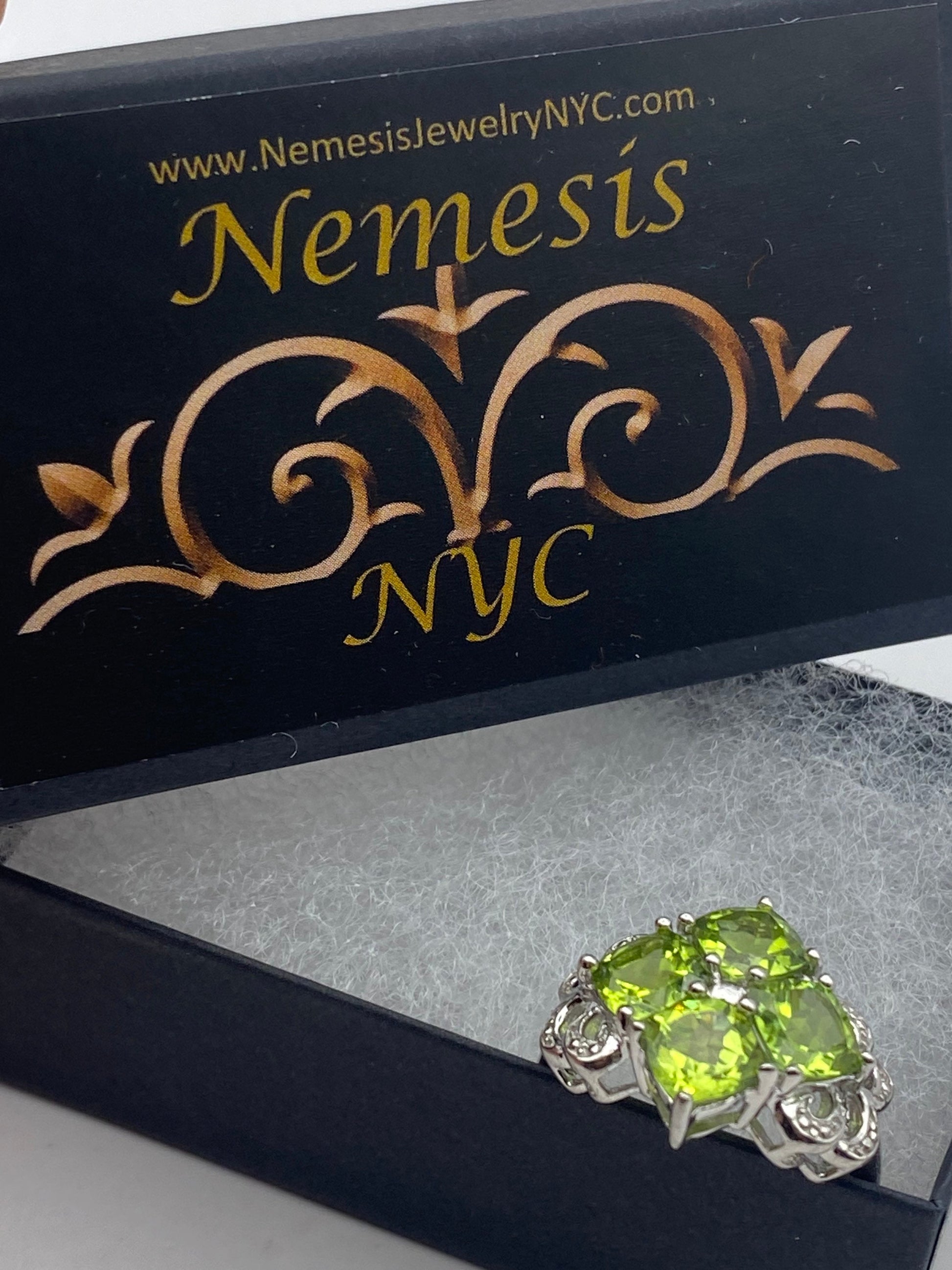 Vintage Handmade Genuine Green Peridot Filigree Setting 925 Sterling Silver Gothic Ring