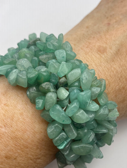 Vintage Green Aventurine Jade Chip Macrame Stretch Lucky Bracelet