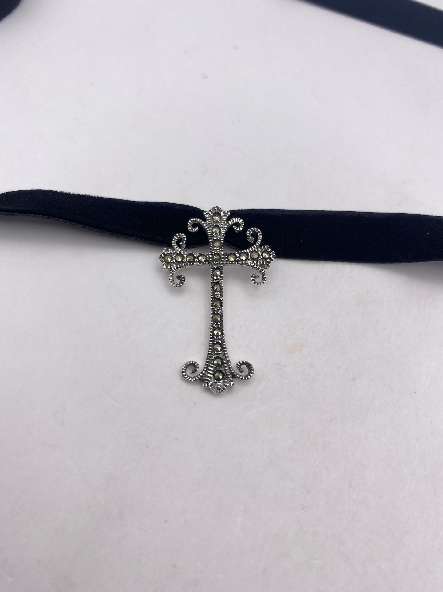 Vintage Marcasite Cross Choker 925 Sterling Silver Pendant Necklace