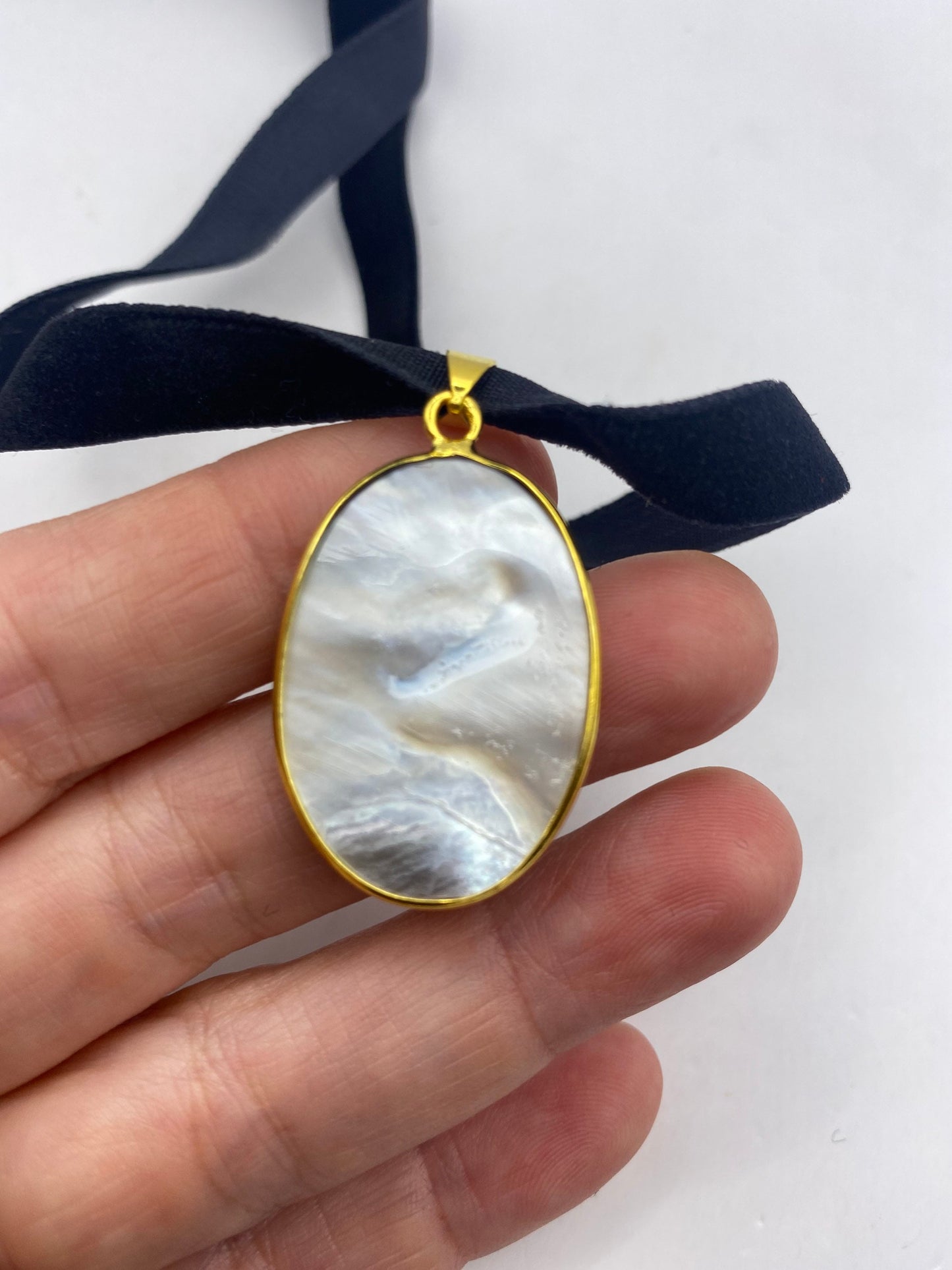 Vintage Jesus Mother of Pearl Cameo Silver Stainless Steel Pendant Necklace