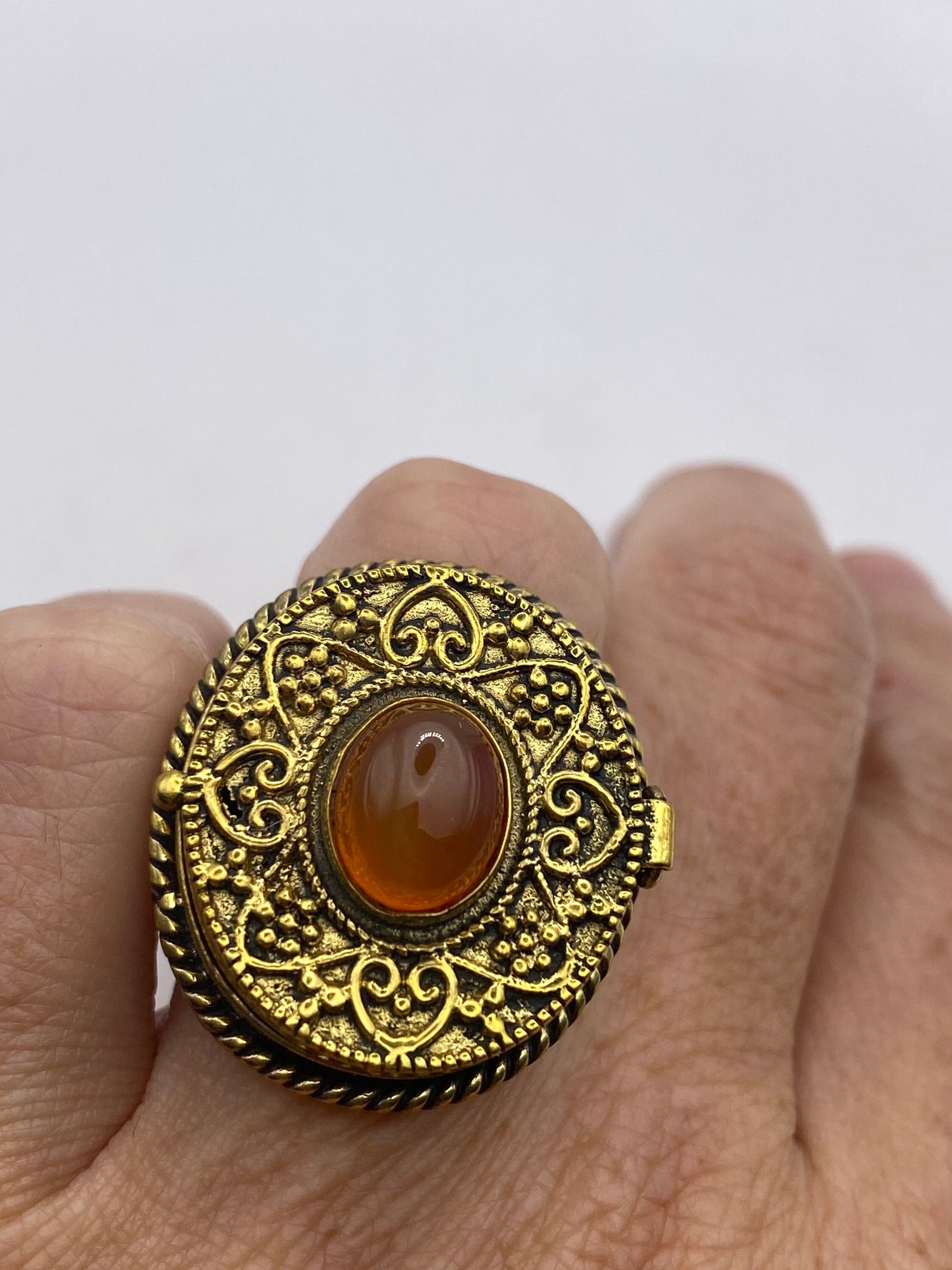 Vintage Red Carnelian Brass Poison Pillbox Ring