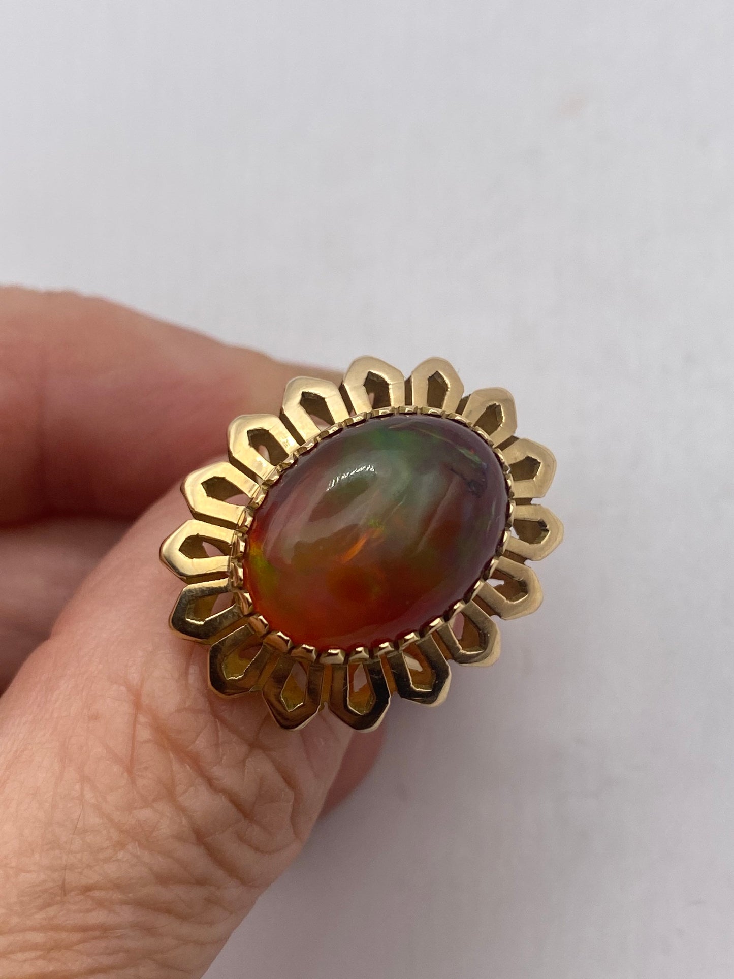 Vintage Orange Fire Opal 14k gold Ring