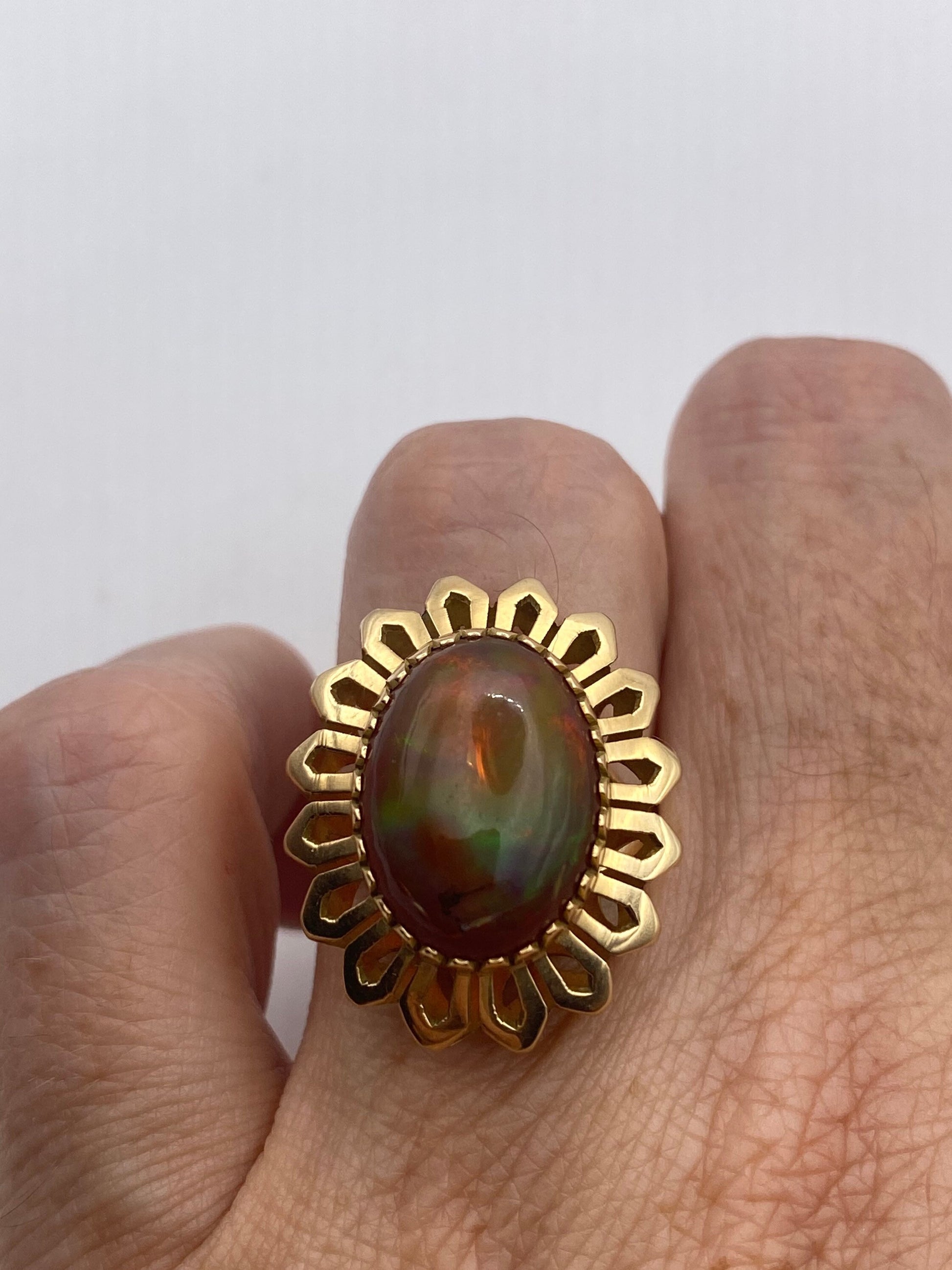 Vintage Orange Fire Opal 14k gold Ring