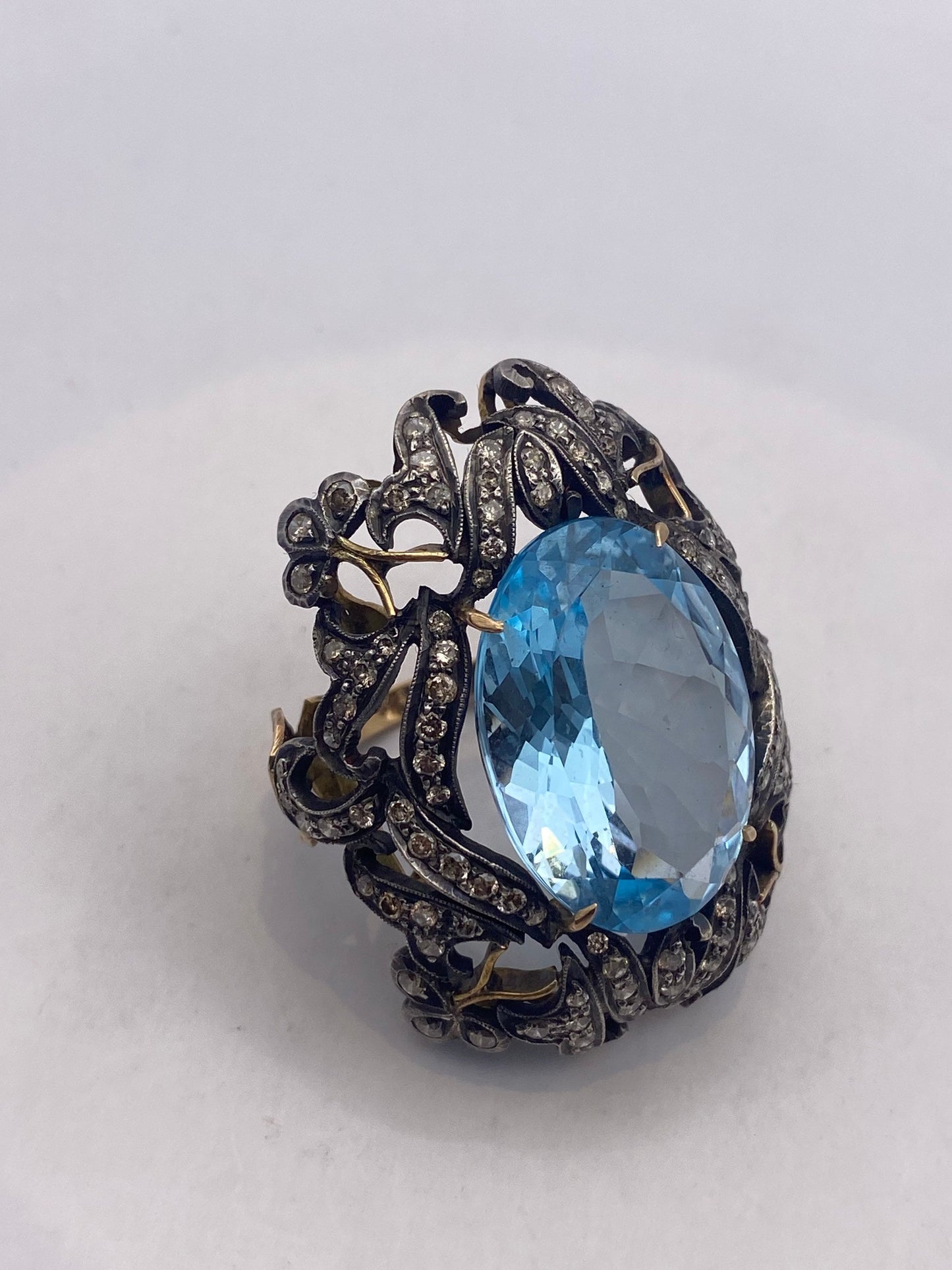 Vintage Natural Blue Topaz with Diamonds in 925 Sterling Silver and Gold Ring