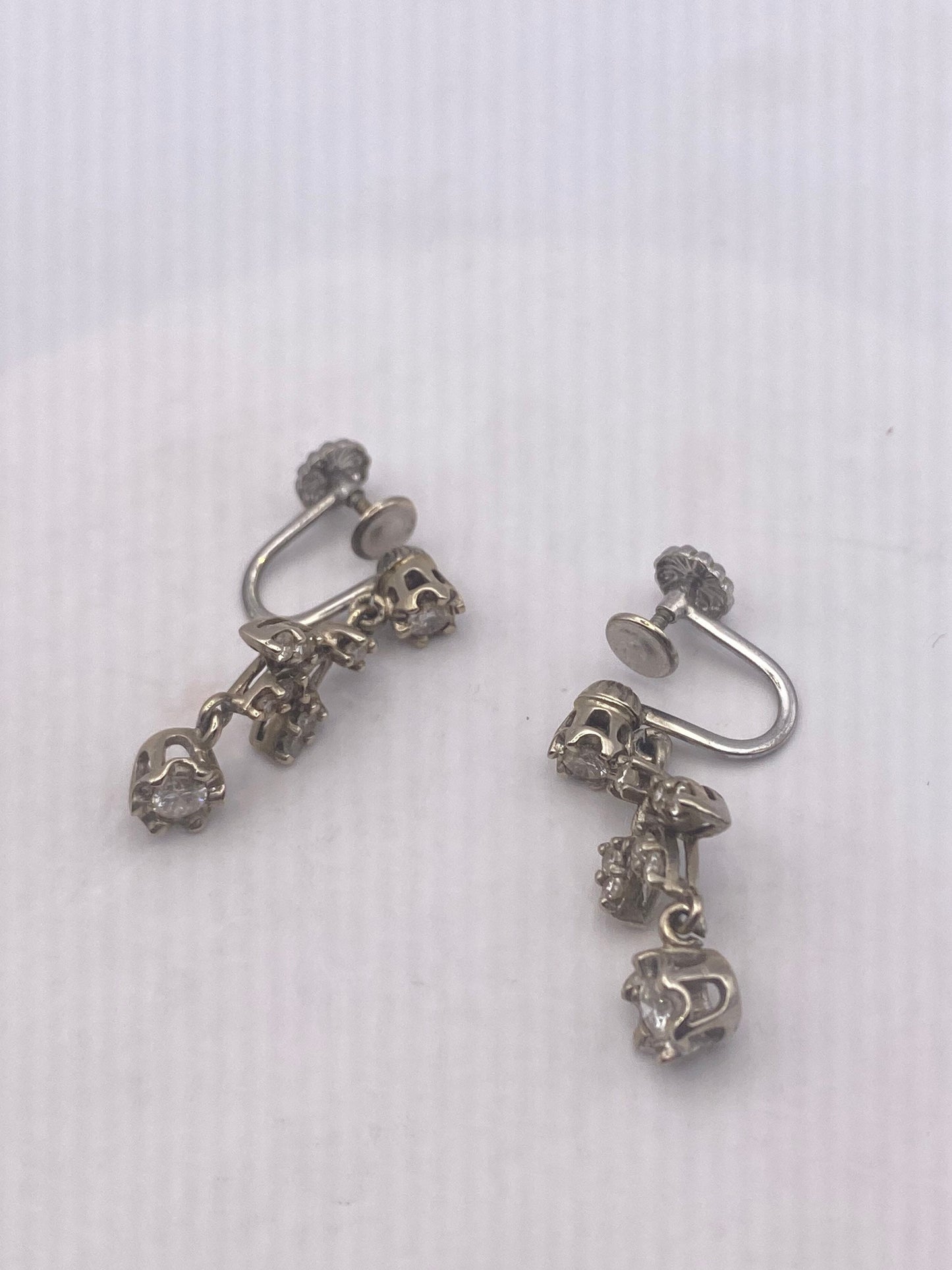 Vintage 14k white gold diamond screw back drop clip Earrings