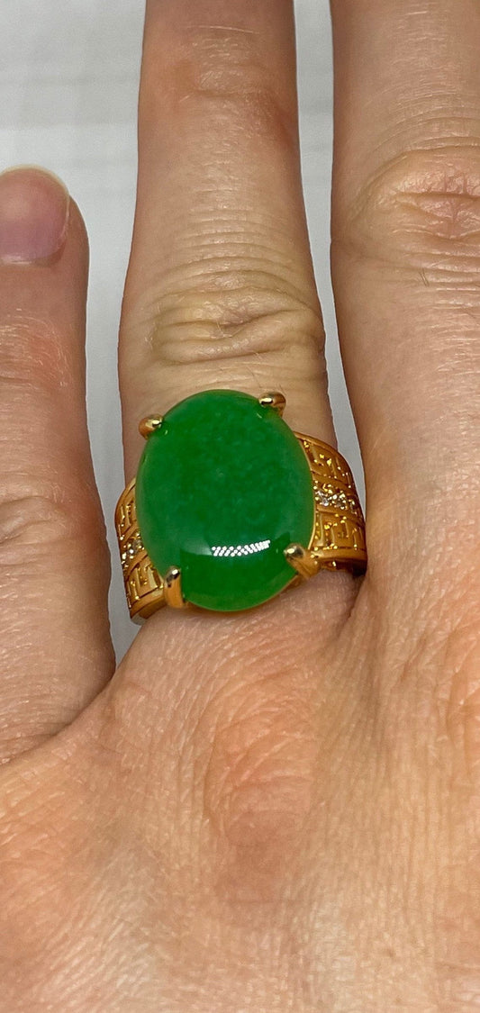 Vintage Lucky Green Nephrite Jade Golden Ring