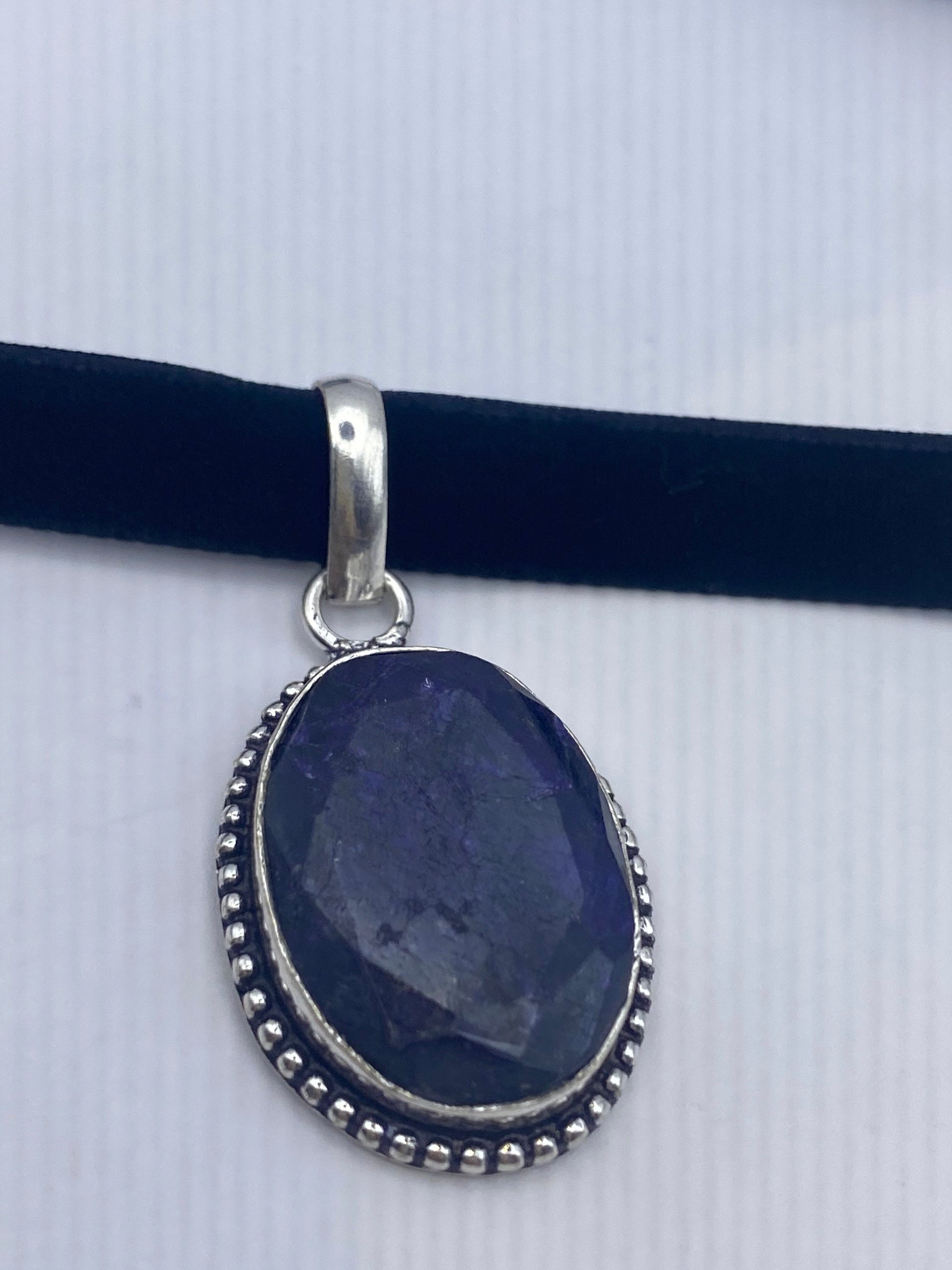 Vintage Blue Sapphire Choker Necklace.