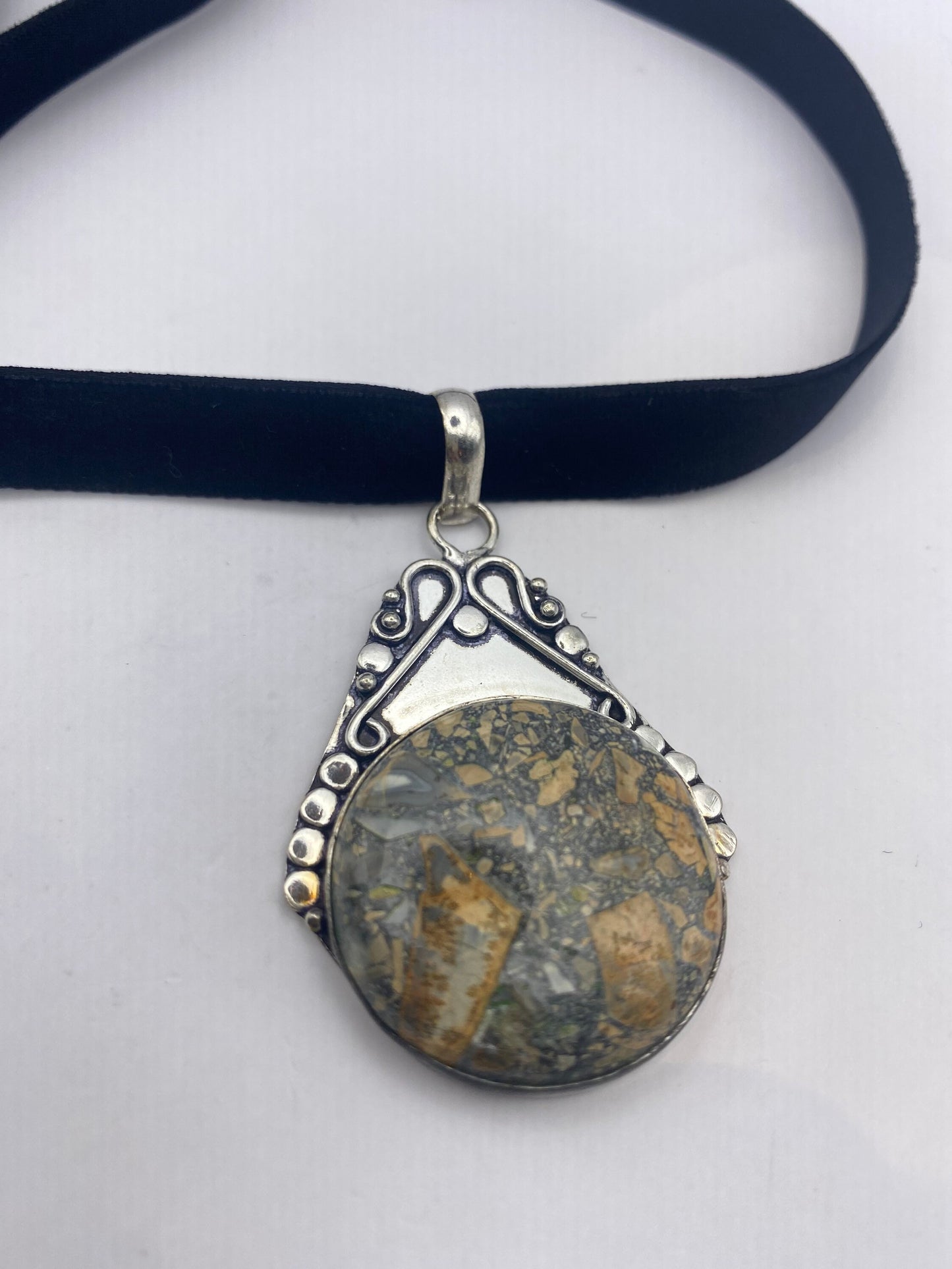 Vintage Fossil Agate Choker Antique Pendant Necklace