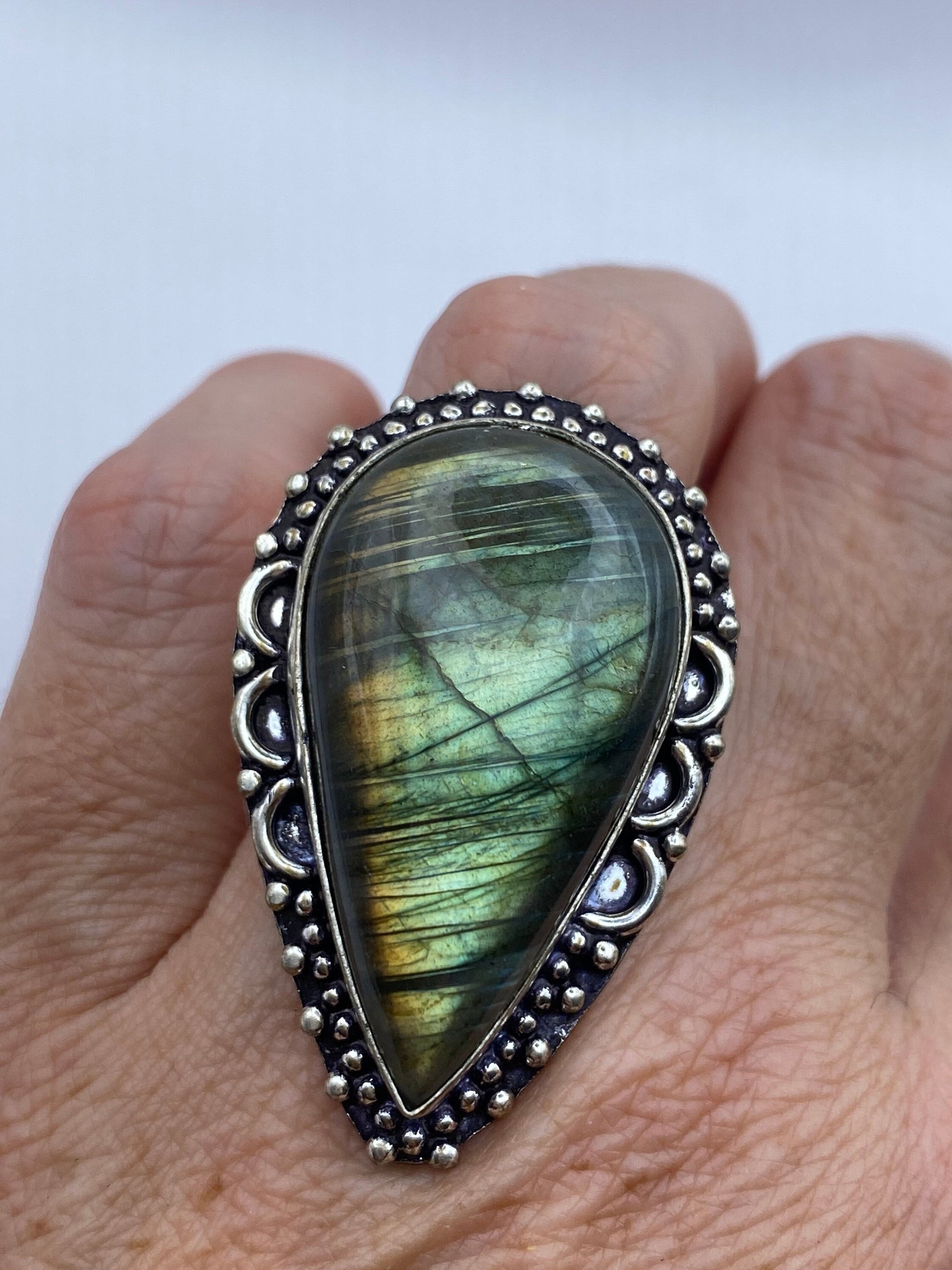 Vintage Large Blue Green Labradorite Stone Silver Ring