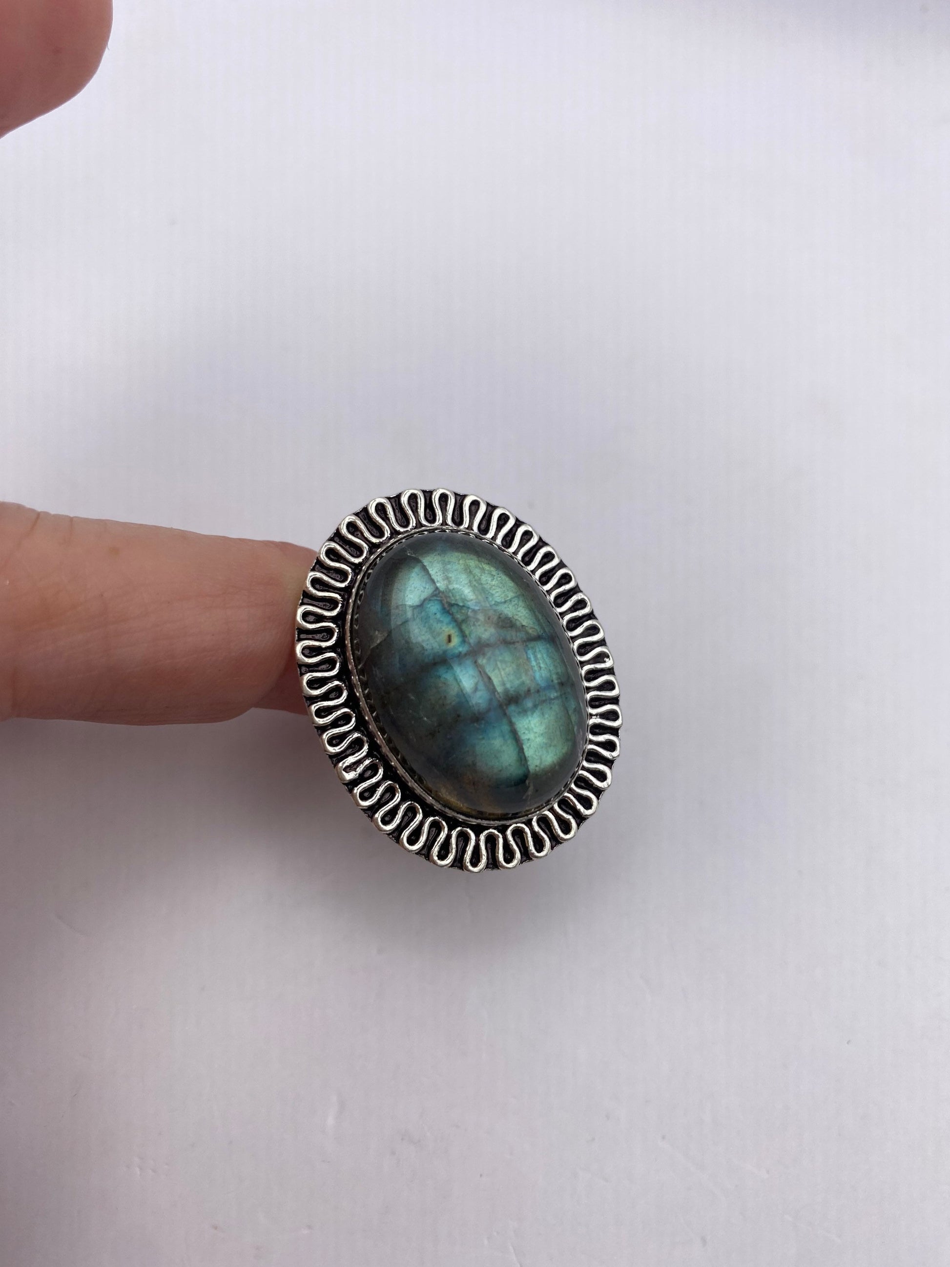 Vintage Large Blue Green Labradorite Stone Silver Ring