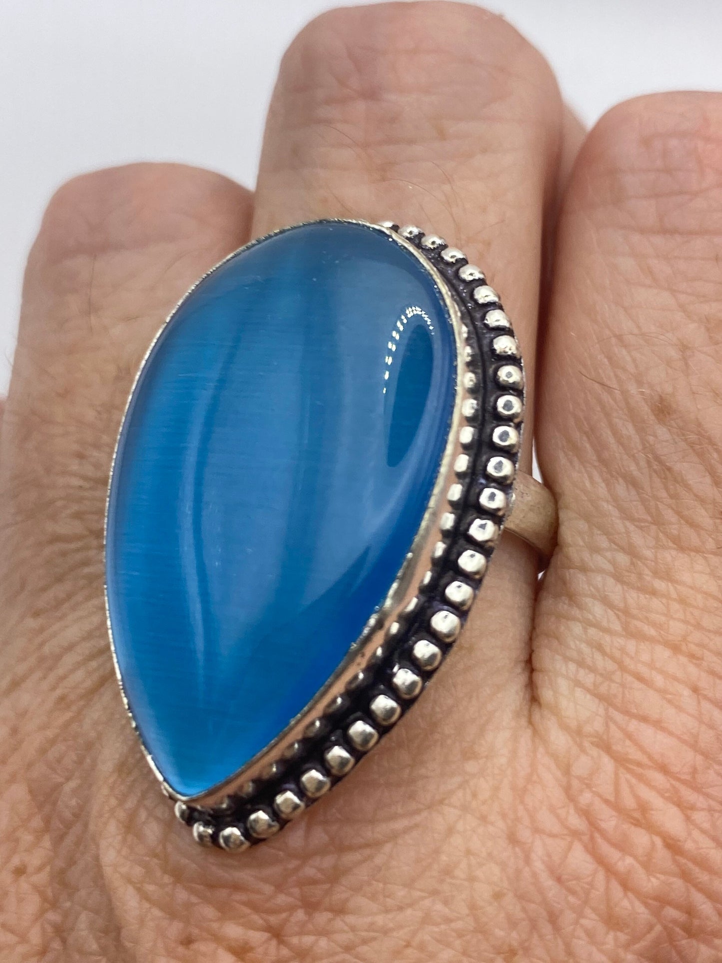 Vintage Blue Cats Eye Glass Ring