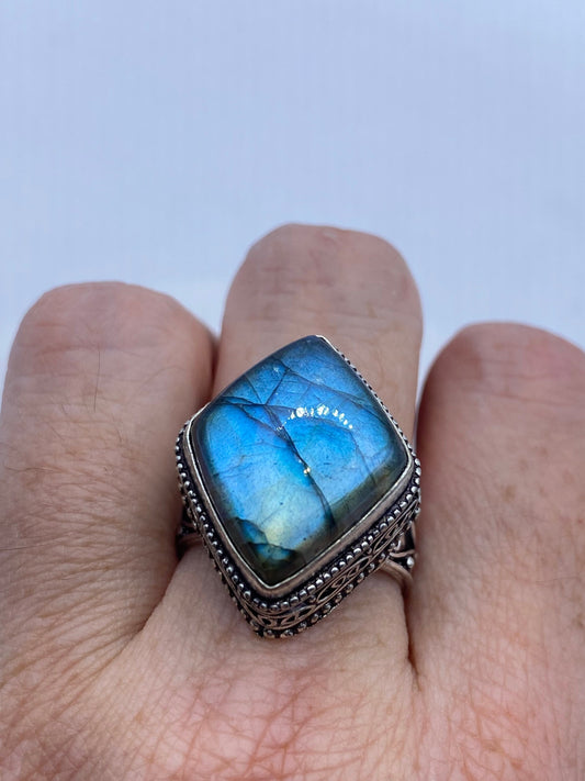 Vintage Rainbow Labradorite Statement Ring