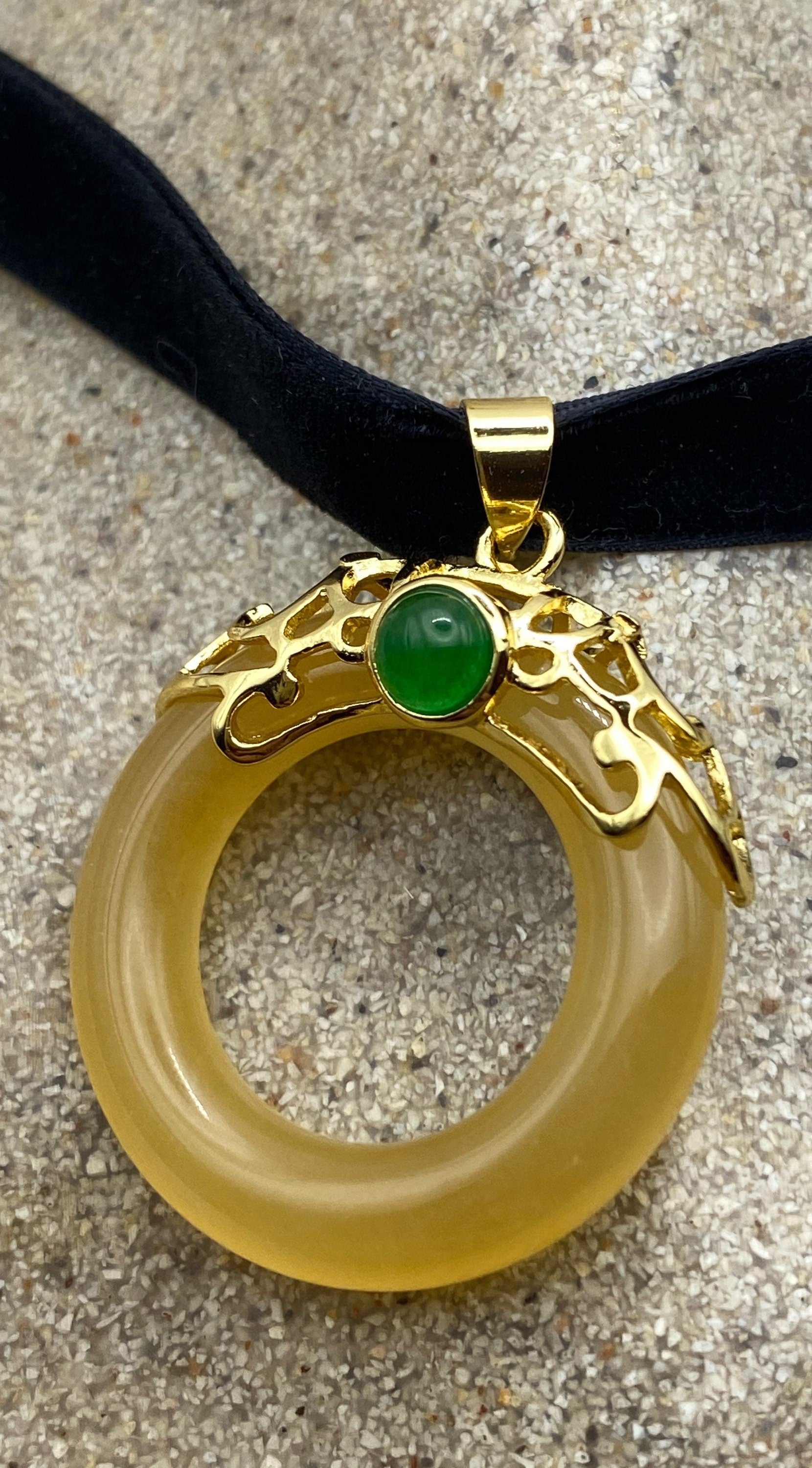 Vintage Butterscotch and Green Jade Choker Gold Finish Necklace Pendant