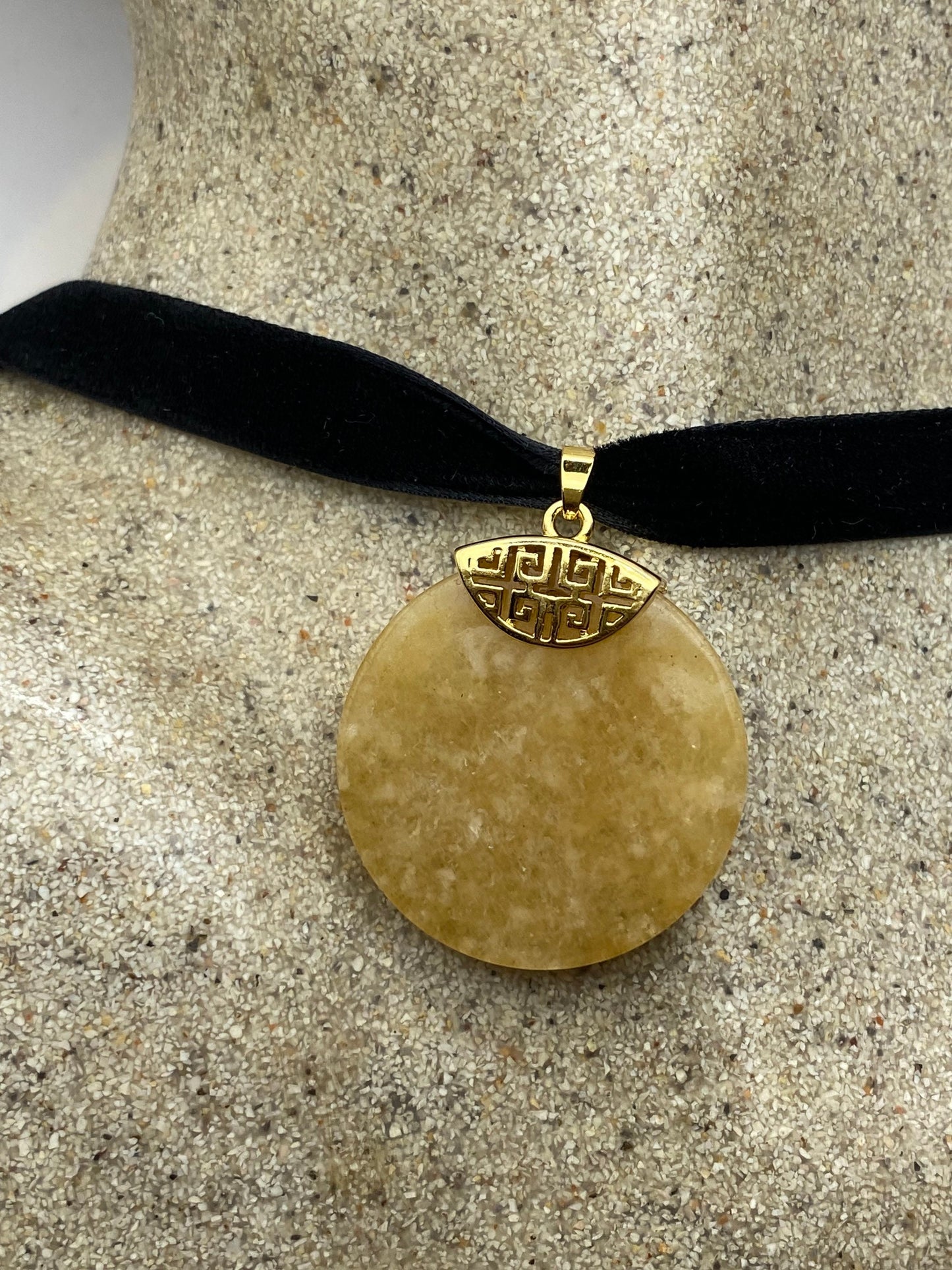 Vintage Butterscotch Jade Choker Gold Finish Necklace Pendant