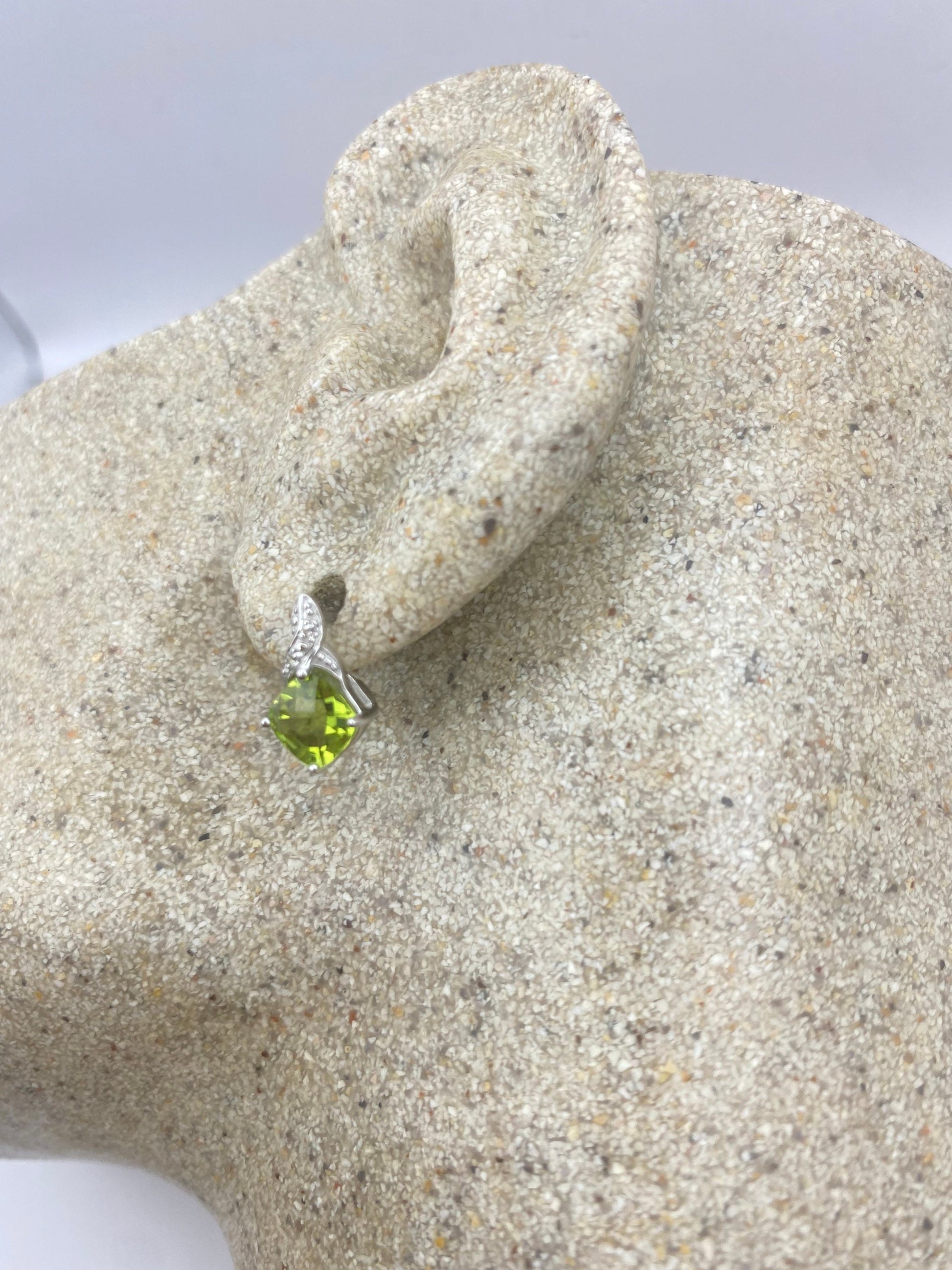 Vintage Green Peridot in 925 Sterling Silver Post Button Earrings