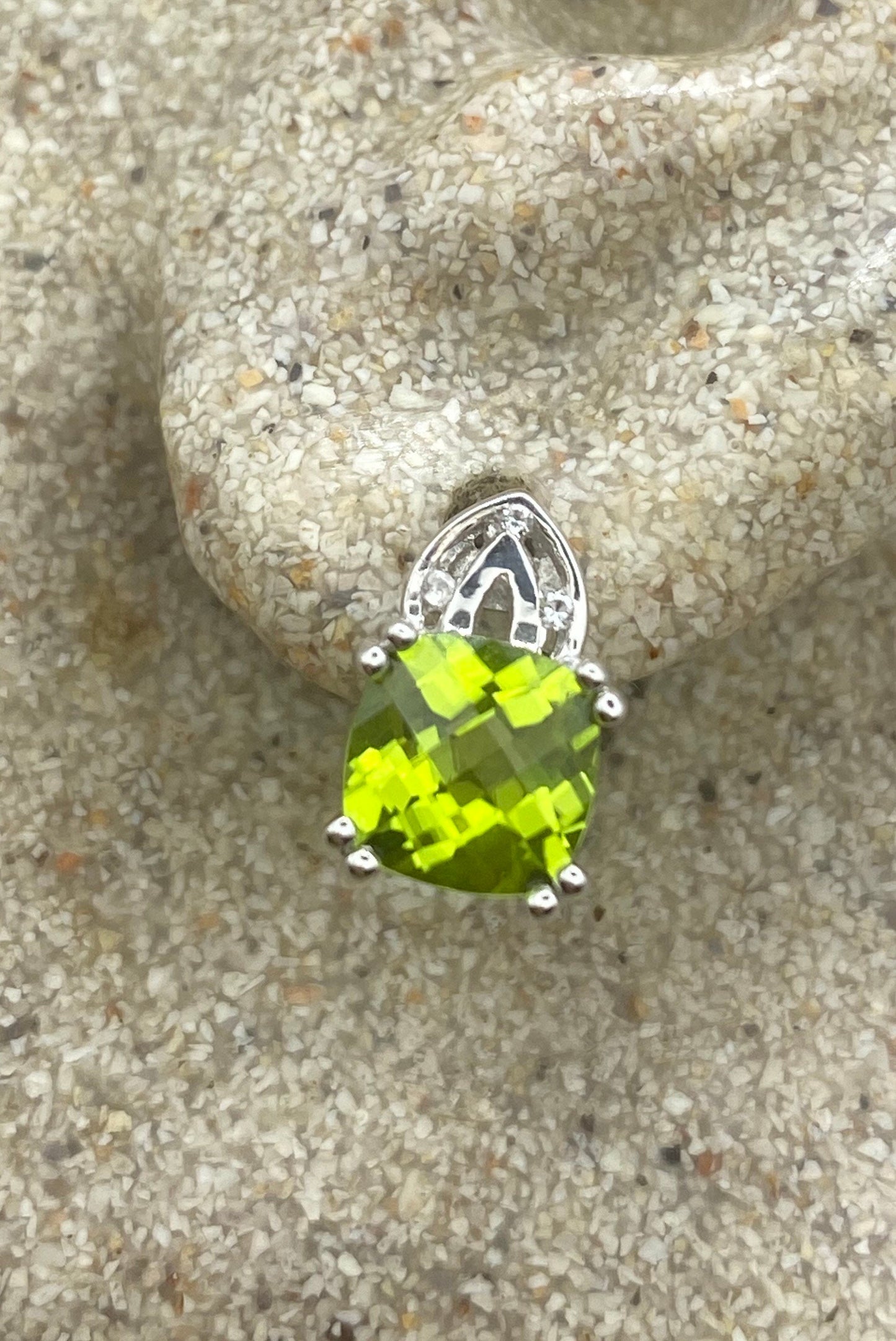 Vintage Green Peridot in 925 Sterling Silver Post Button Earrings