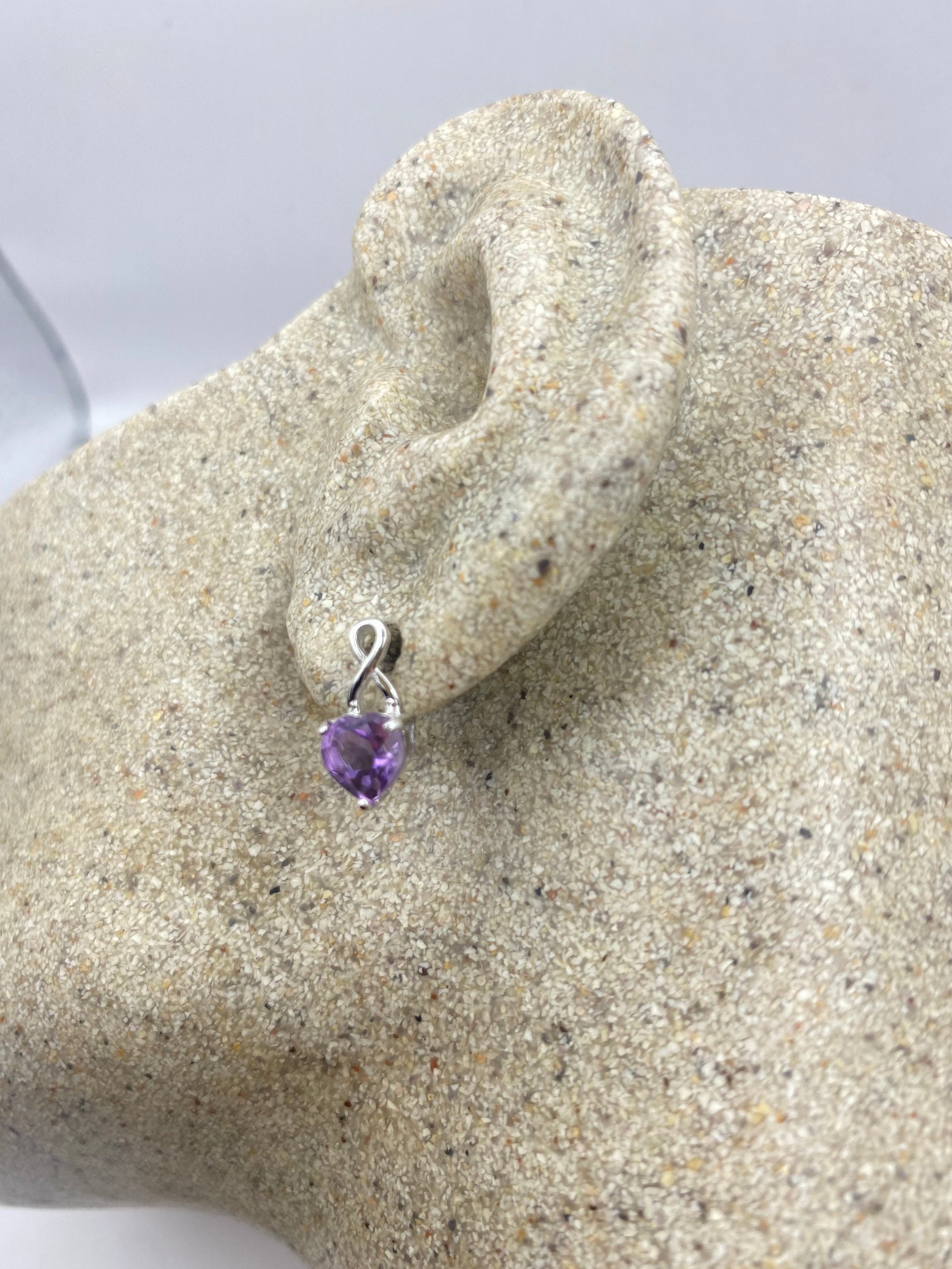 Vintage Purple Amethyst Heart Earrings 925 Sterling Silver Studs