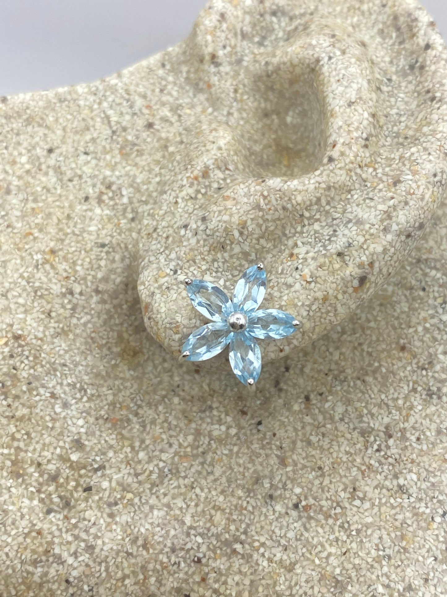 Vintage Blue Topaz Gemstone 925 Sterling Silver Stud Earrings
