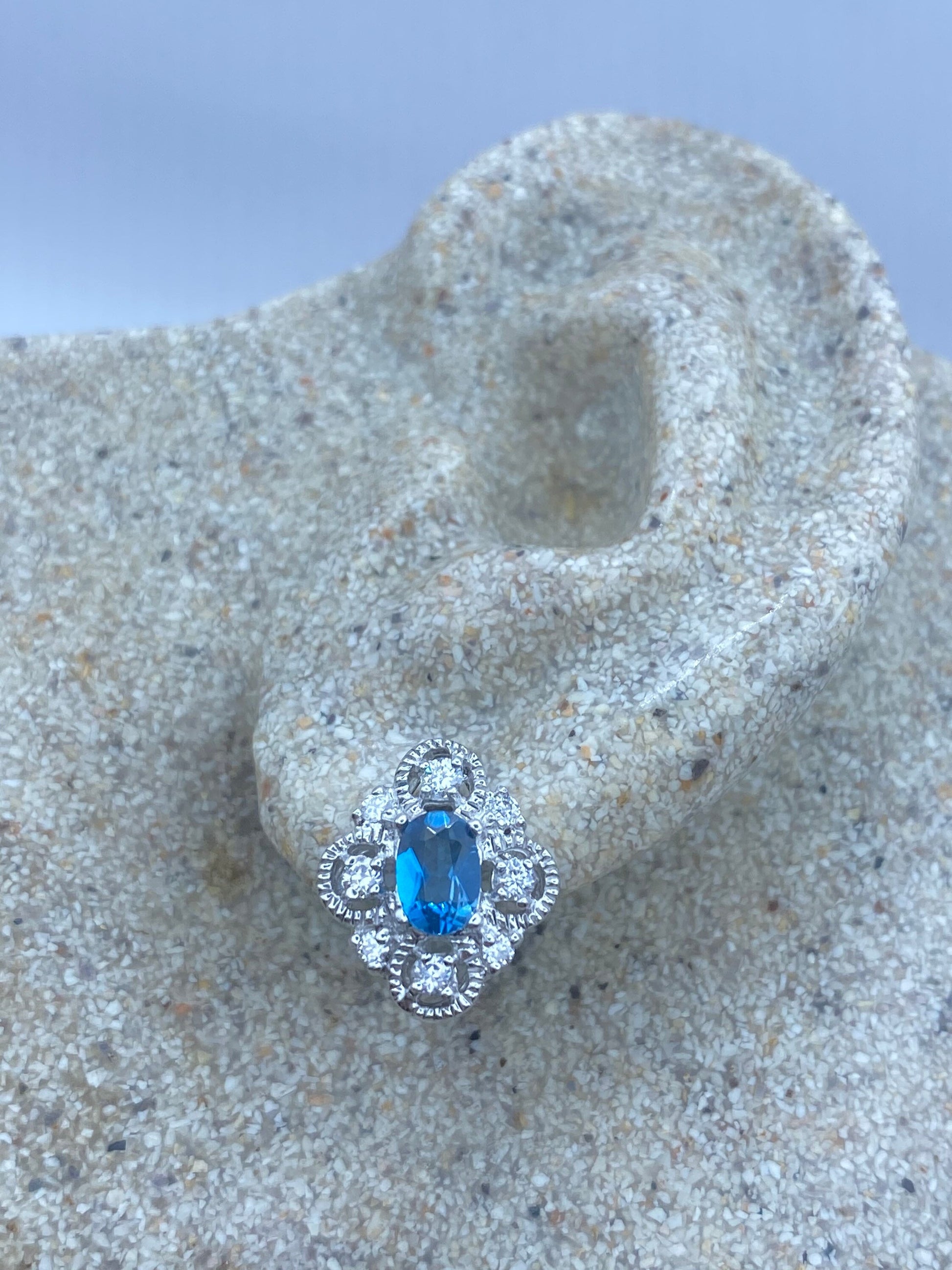 Vintage Blue Topaz Gemstone 925 Sterling Silver Stud Earrings