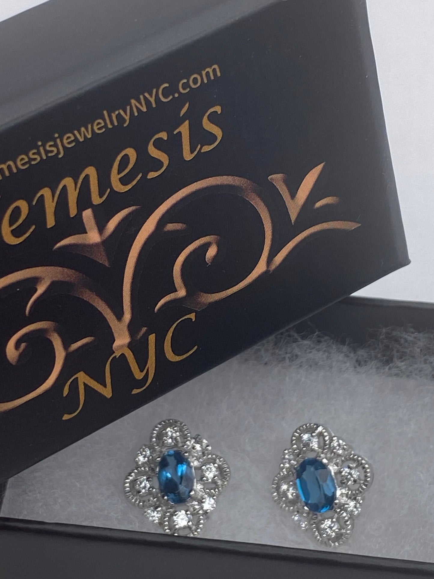 Vintage Blue Topaz Gemstone 925 Sterling Silver Stud Earrings