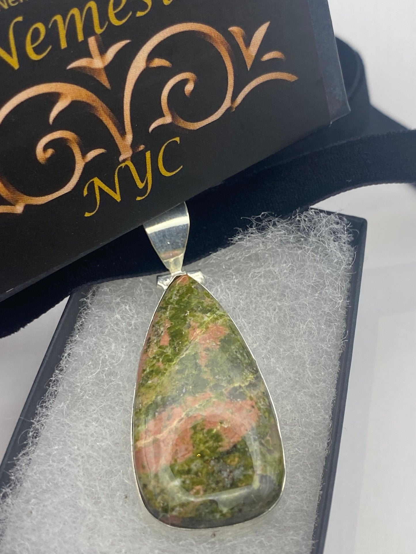 Vintage Unikcyte Choker Antique Pendant Necklace