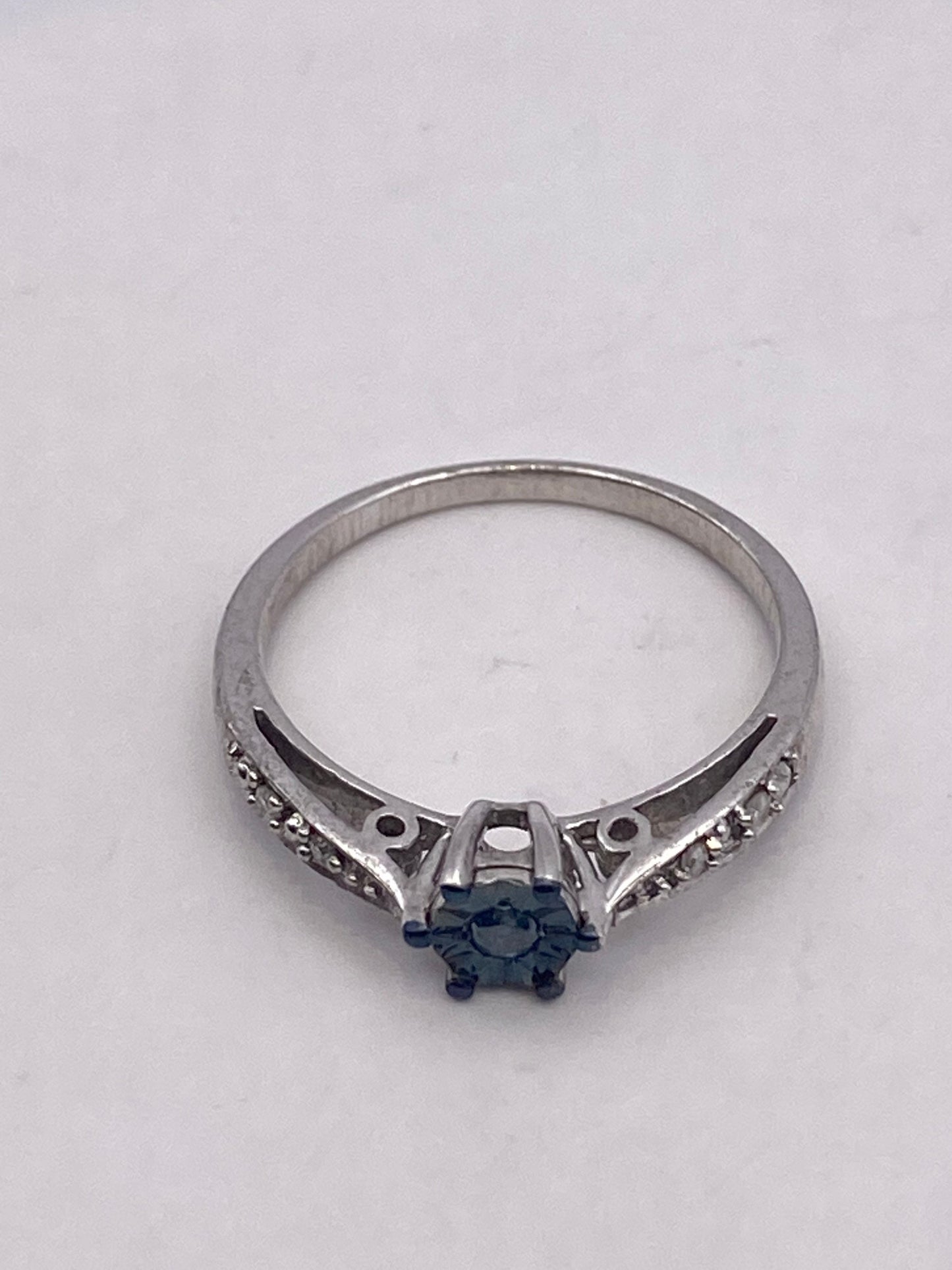 Vintage Champaign Diamond green and White 925 Sterling Silver Cocktail Ring