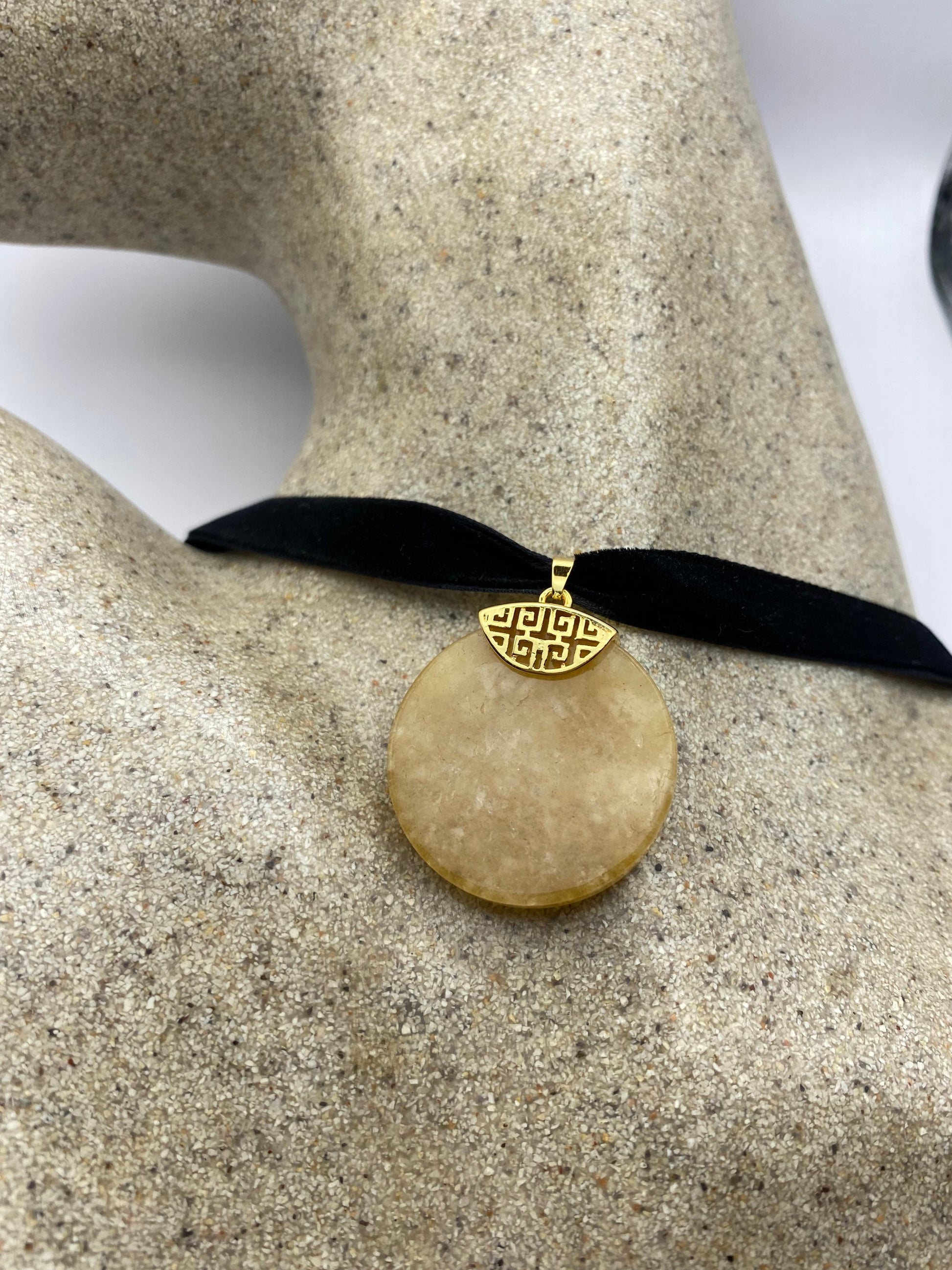 Vintage Butterscotch Jade Choker Gold Finish Necklace Pendant