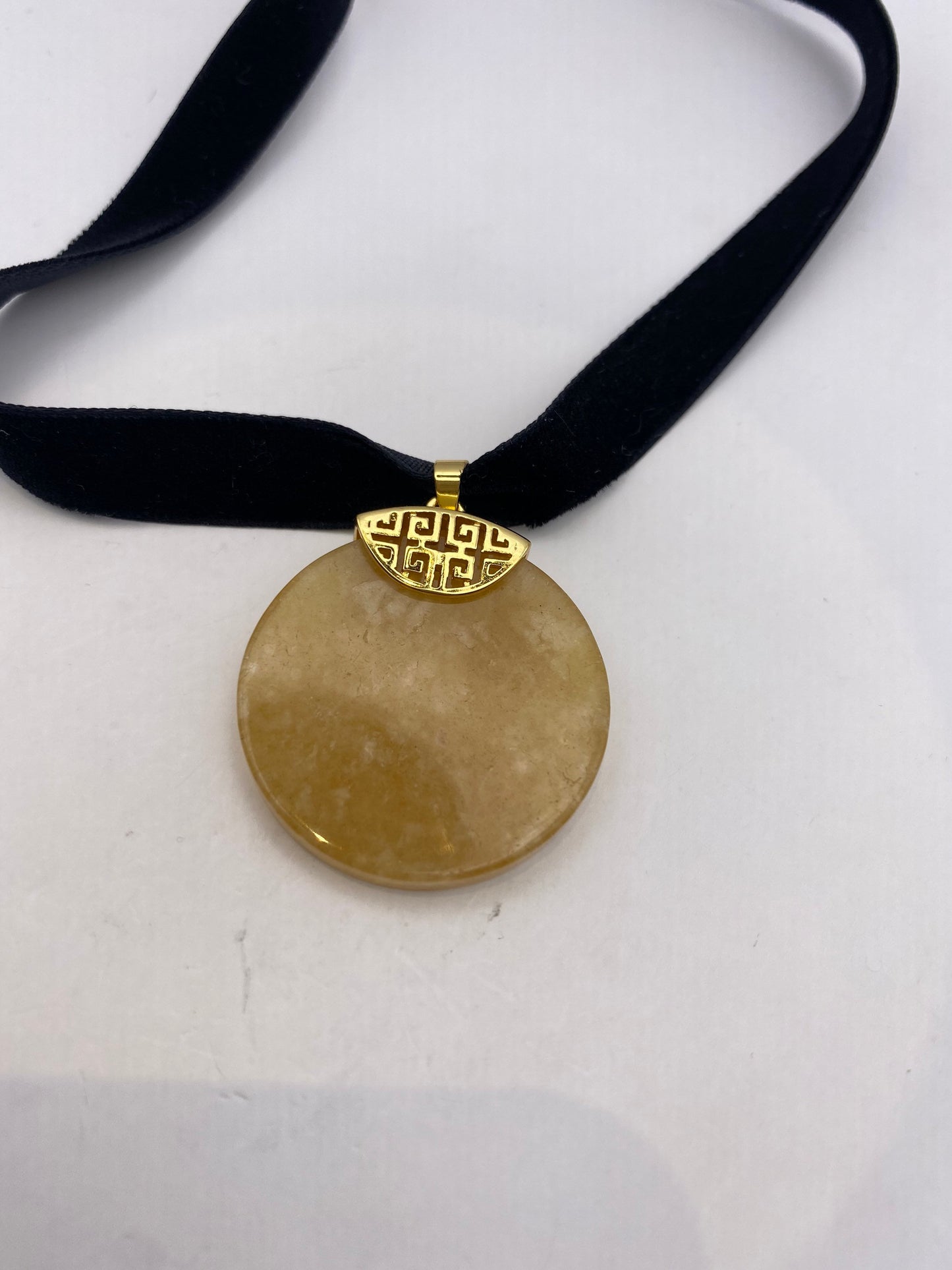 Vintage Butterscotch Jade Choker Gold Finish Necklace Pendant