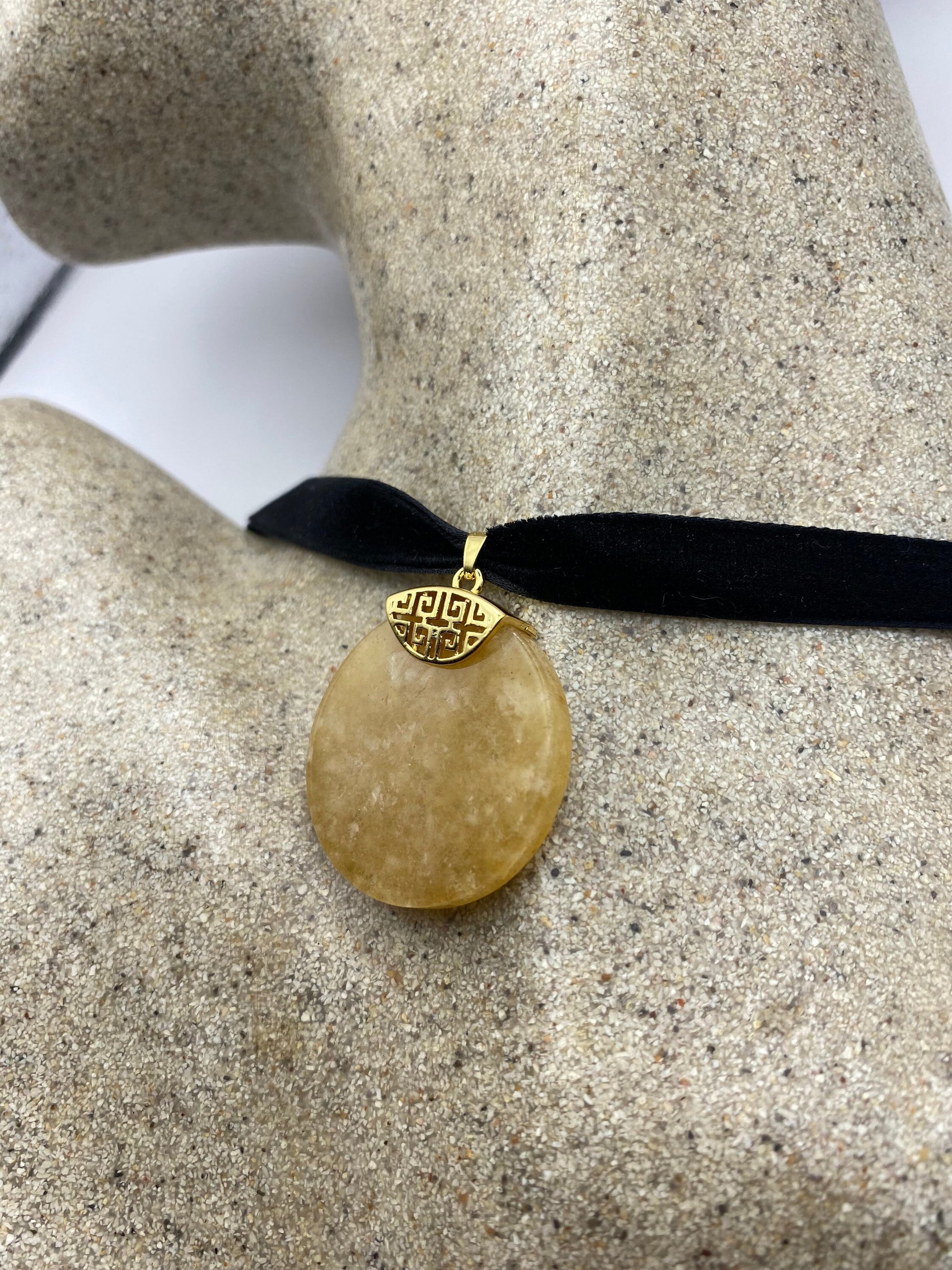 Vintage Butterscotch Jade Choker Gold Finish Necklace Pendant