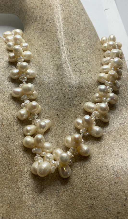 Vintage Hand Knotted Cream Pearl 18 in Necklace