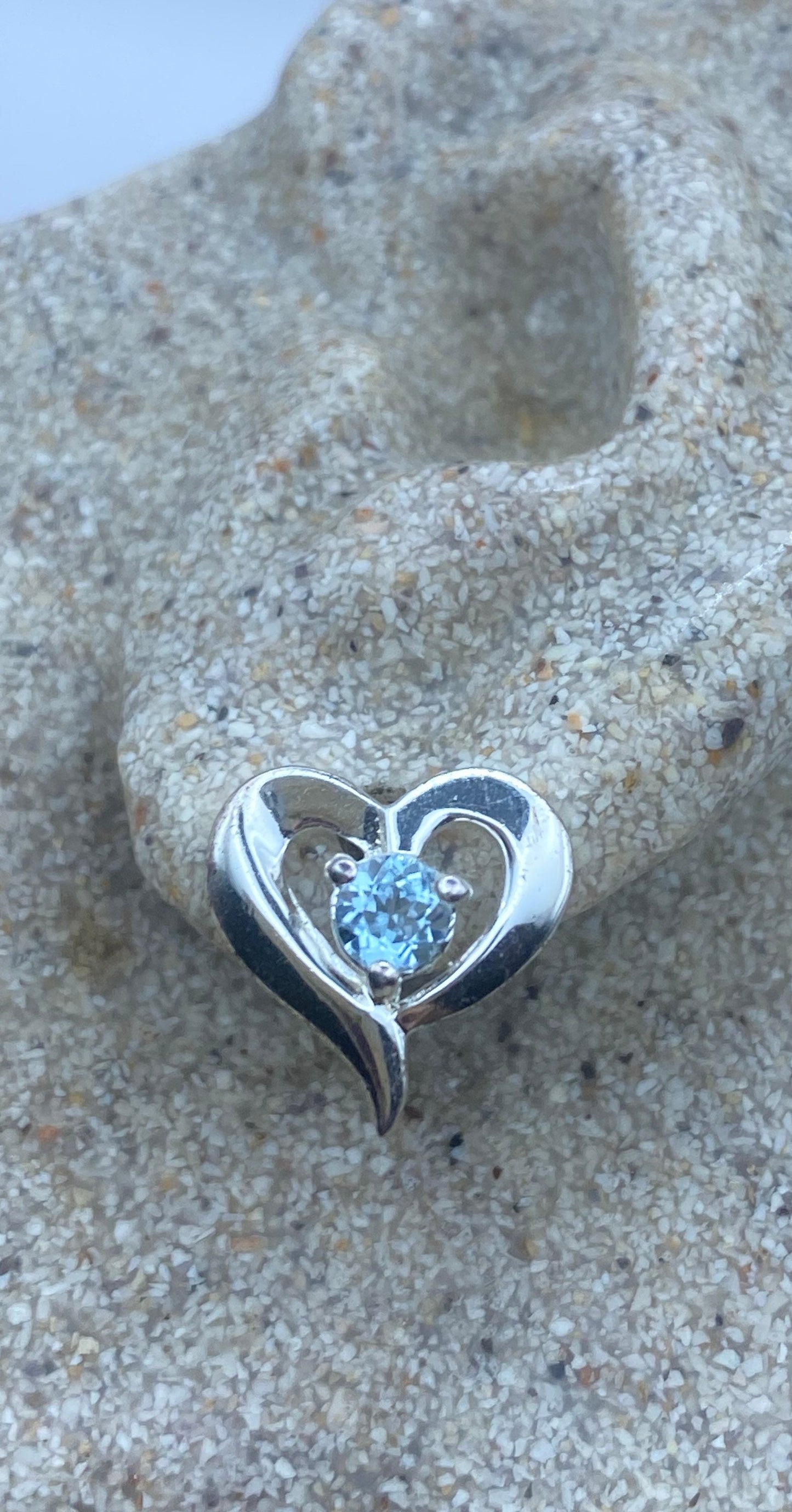Vintage Blue Topaz Gemstone 925 Sterling Silver Stud Earrings